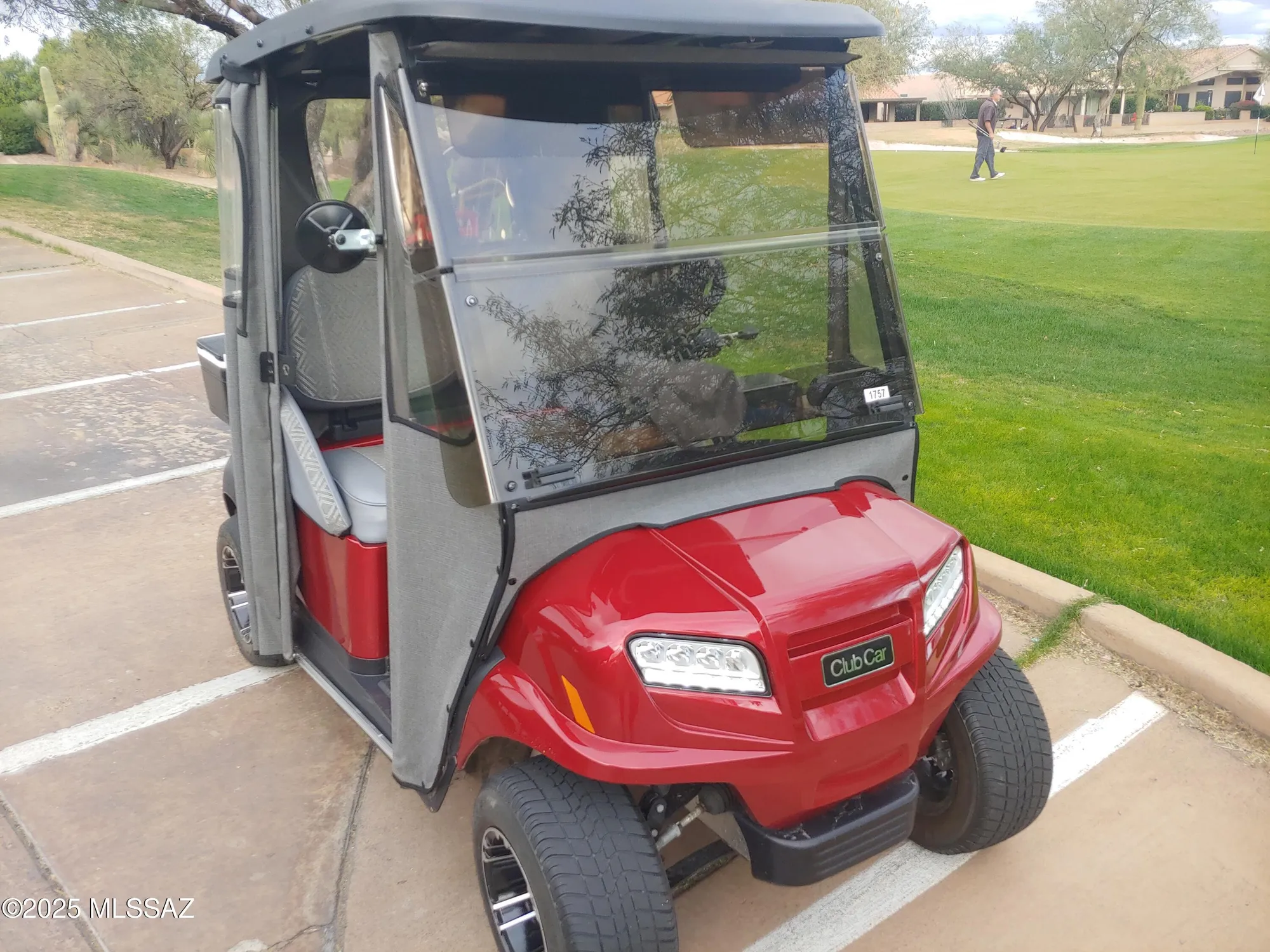 Property Slideshow image 1 of 48 | 1762 e sage thrasher dr, Green Valley, AZ, 85614