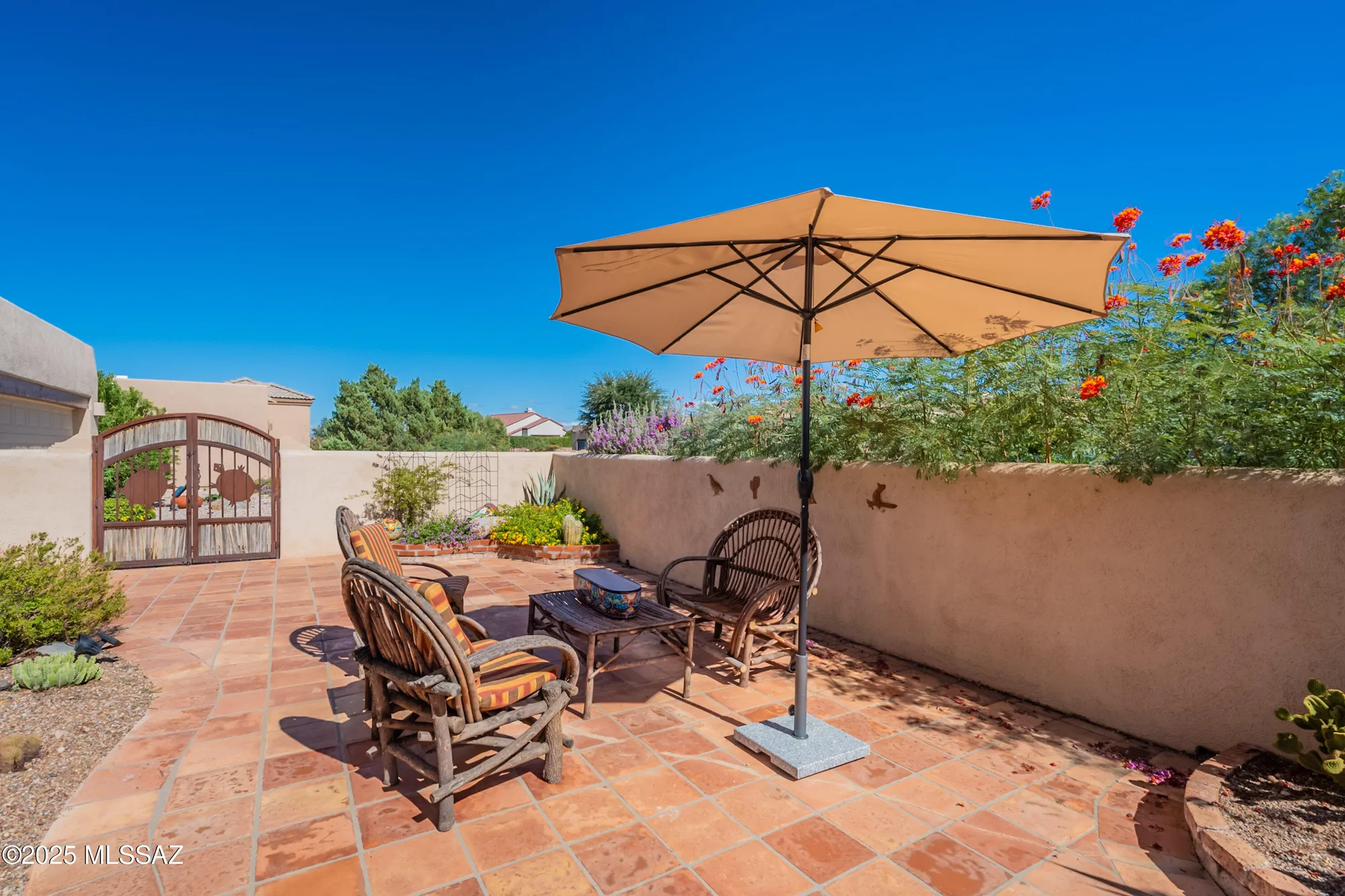 Property Slideshow image 3 of 45 | 3454 s abrego dr, Green Valley, AZ, 85614