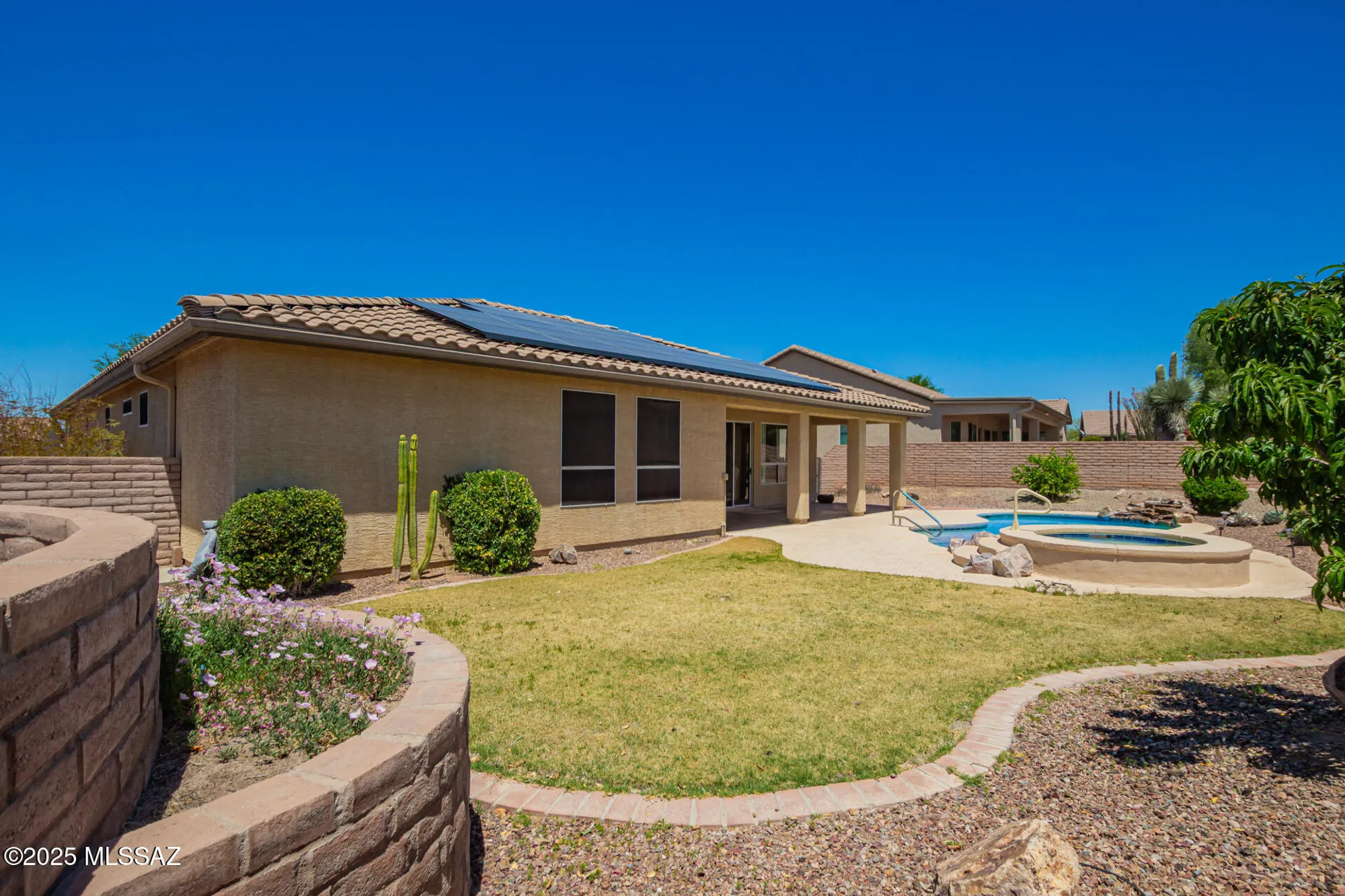 Property Slideshow image 37 of 39 | 2436 e desert pueblo pass, Green Valley, AZ, 85614