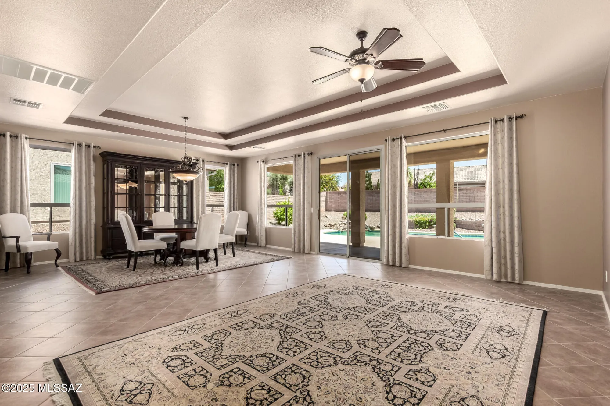 Property Slideshow image 8 of 39 | 2436 e desert pueblo pass, Green Valley, AZ, 85614