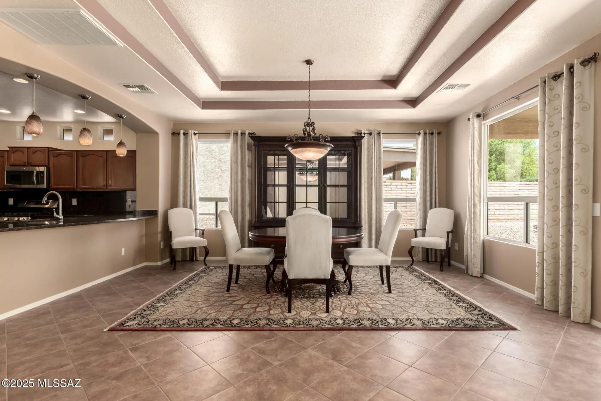 Property Slideshow image 9 of 39 | 2436 e desert pueblo pass, Green Valley, AZ, 85614