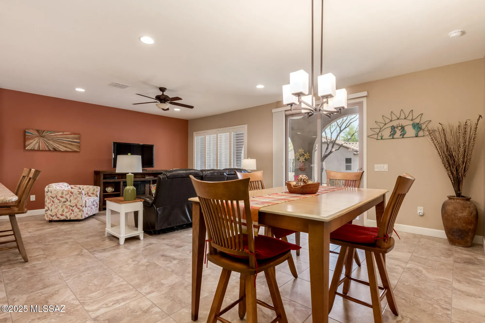 Property Slideshow image 10 of 39 | 838 n broken hills dr, Green Valley, AZ, 85614