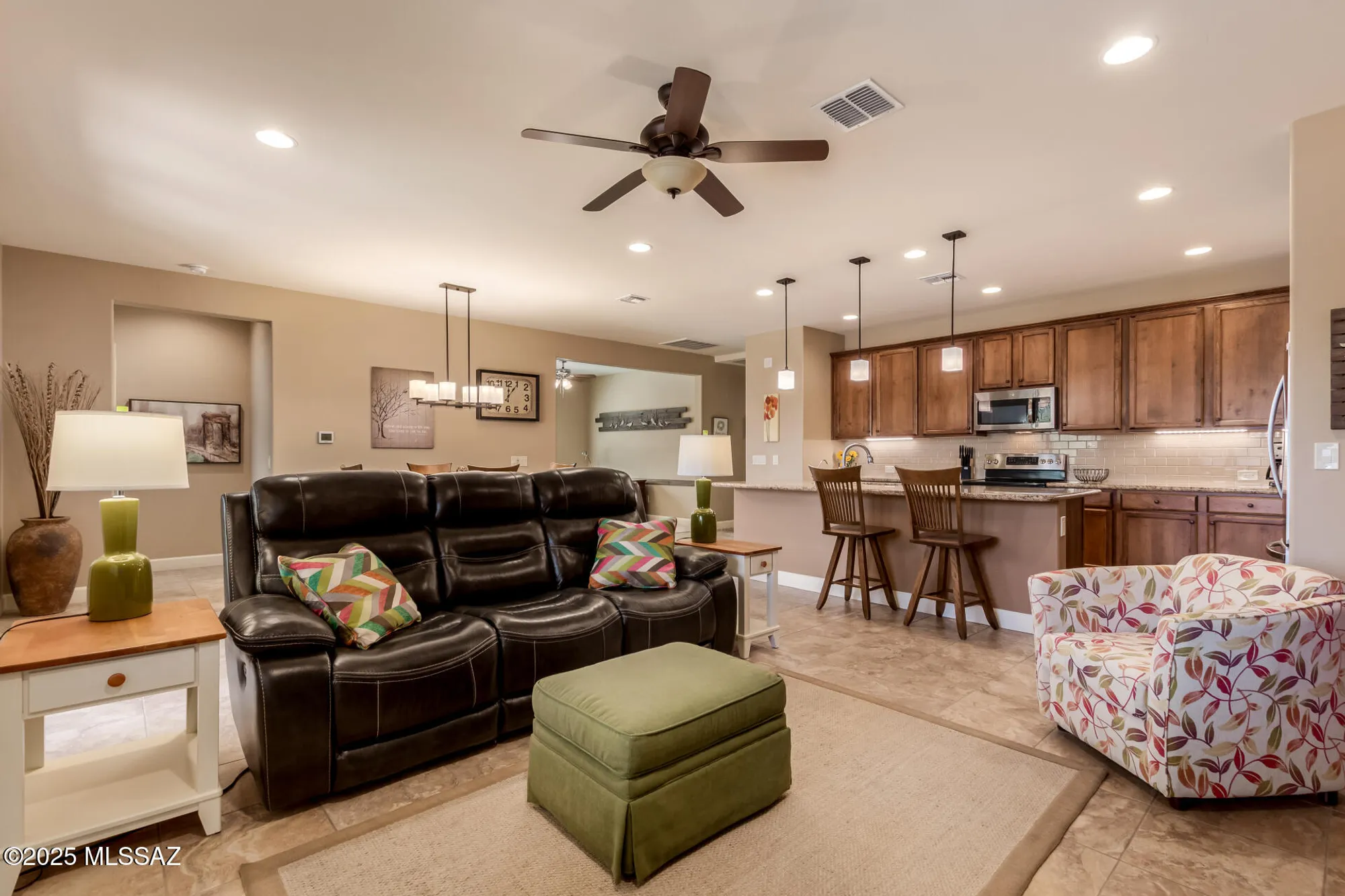 Property Slideshow image 14 of 39 | 838 n broken hills dr, Green Valley, AZ, 85614