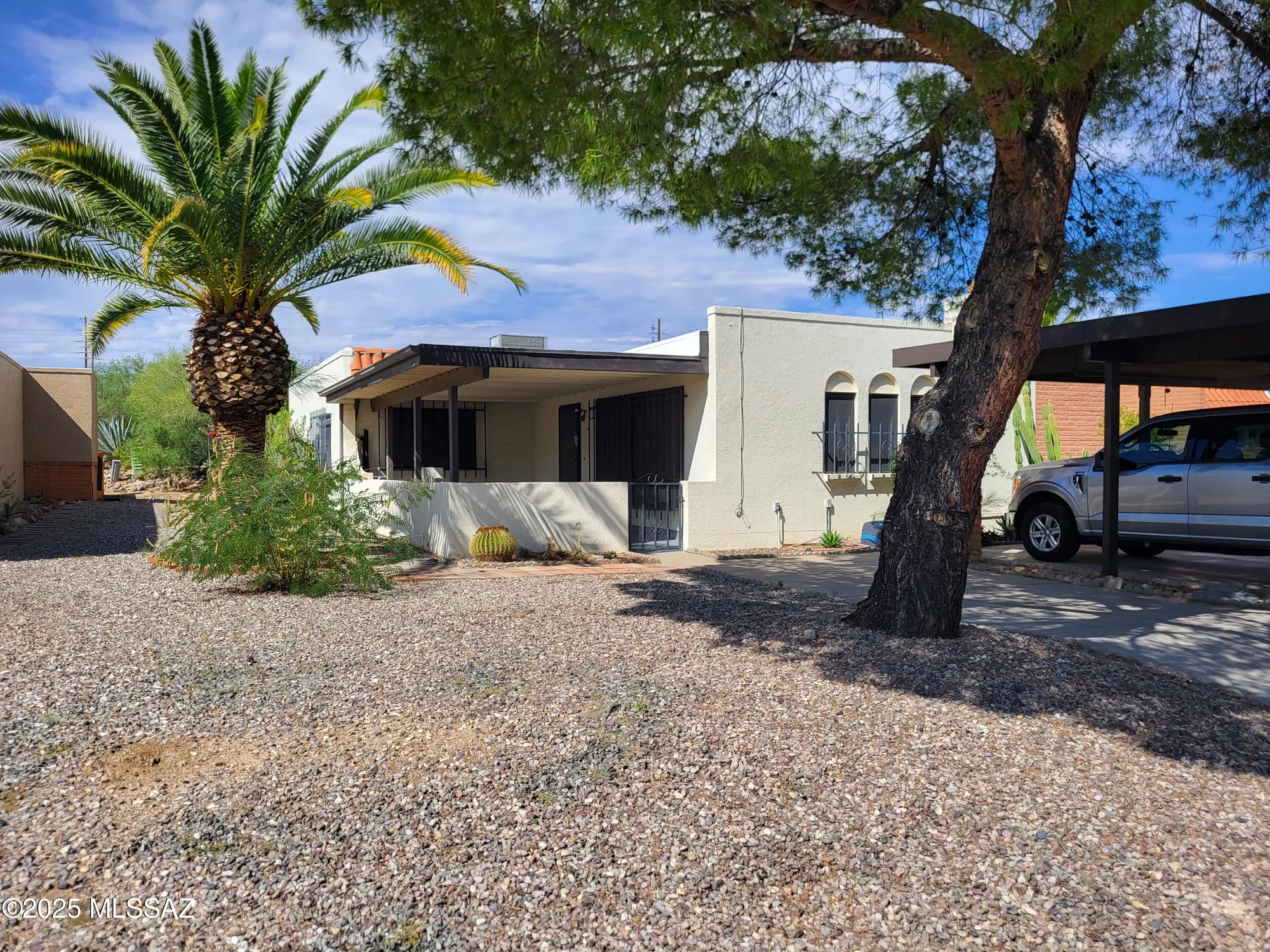 Property Slideshow image 2 of 25 | 237 n calle del diablo, Green Valley, AZ, 85614