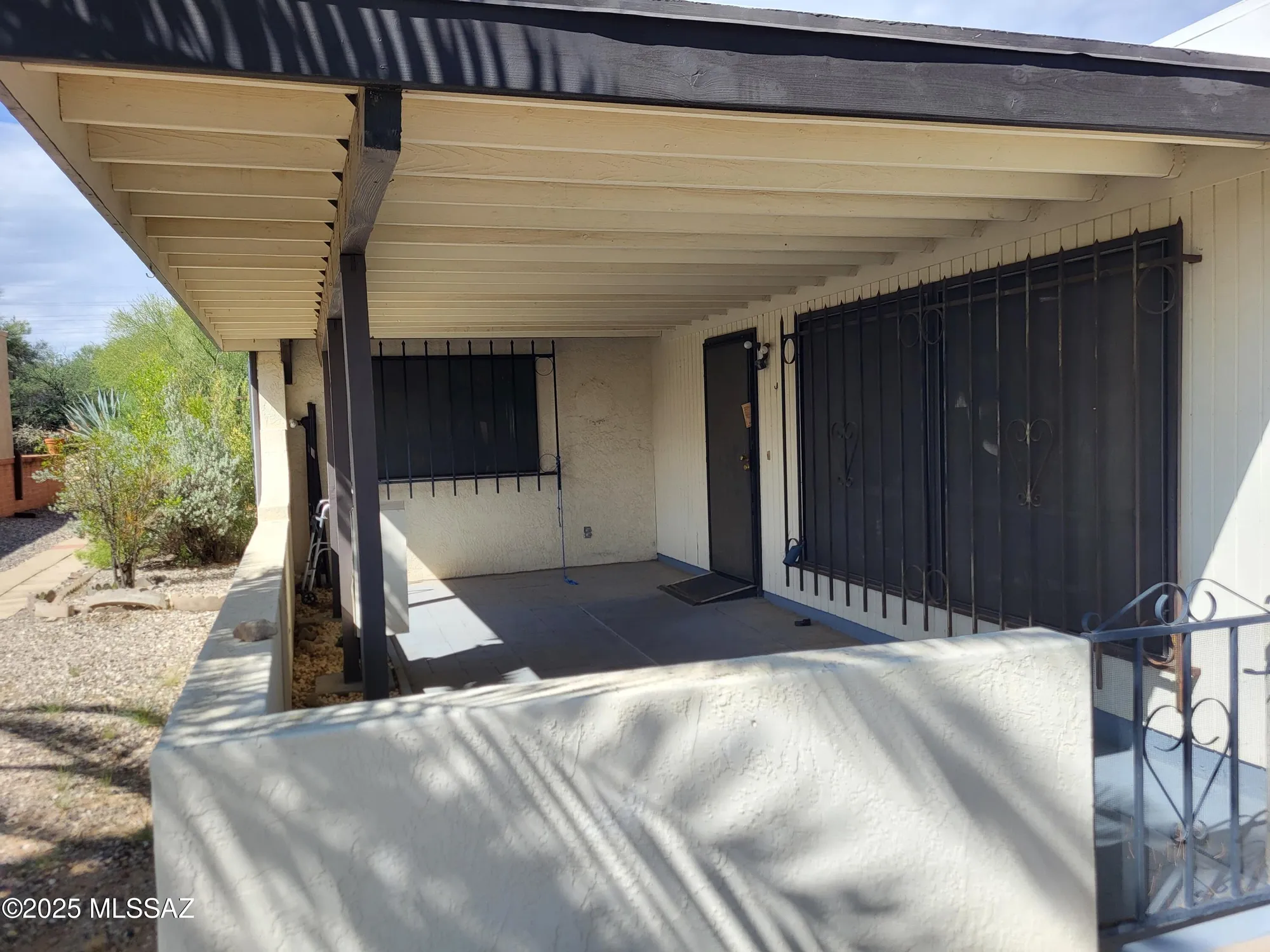Property Slideshow image 4 of 25 | 237 n calle del diablo, Green Valley, AZ, 85614