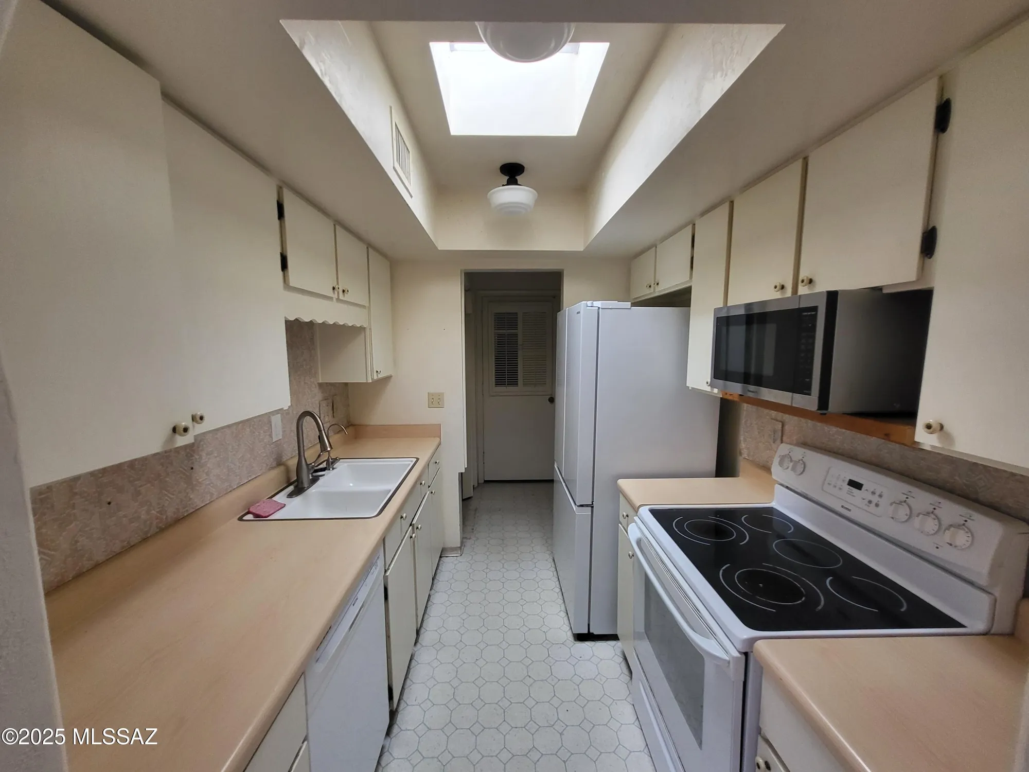 Property Slideshow image 16 of 25 | 237 n calle del diablo, Green Valley, AZ, 85614