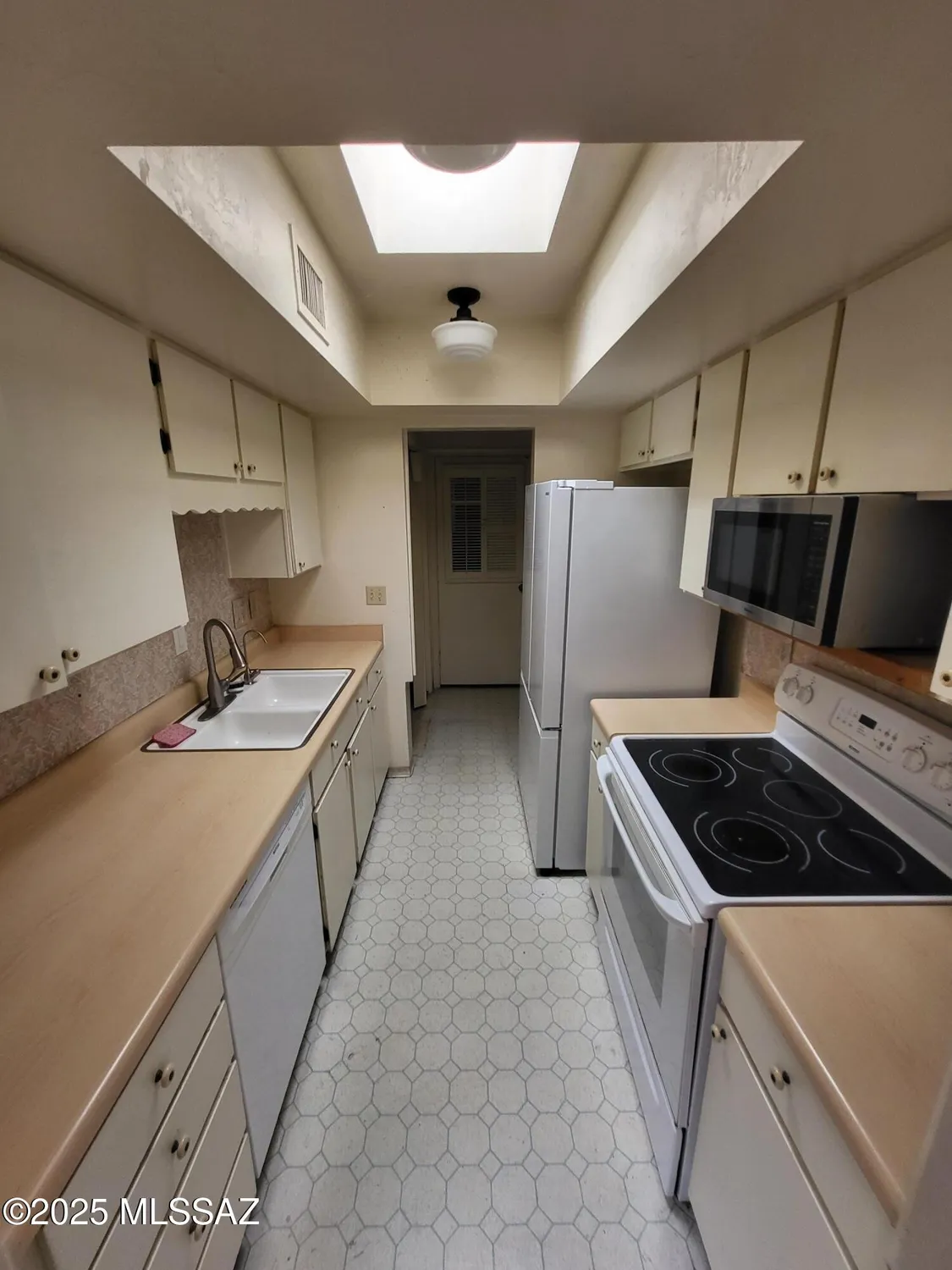 Property Slideshow image 15 of 25 | 237 n calle del diablo, Green Valley, AZ, 85614