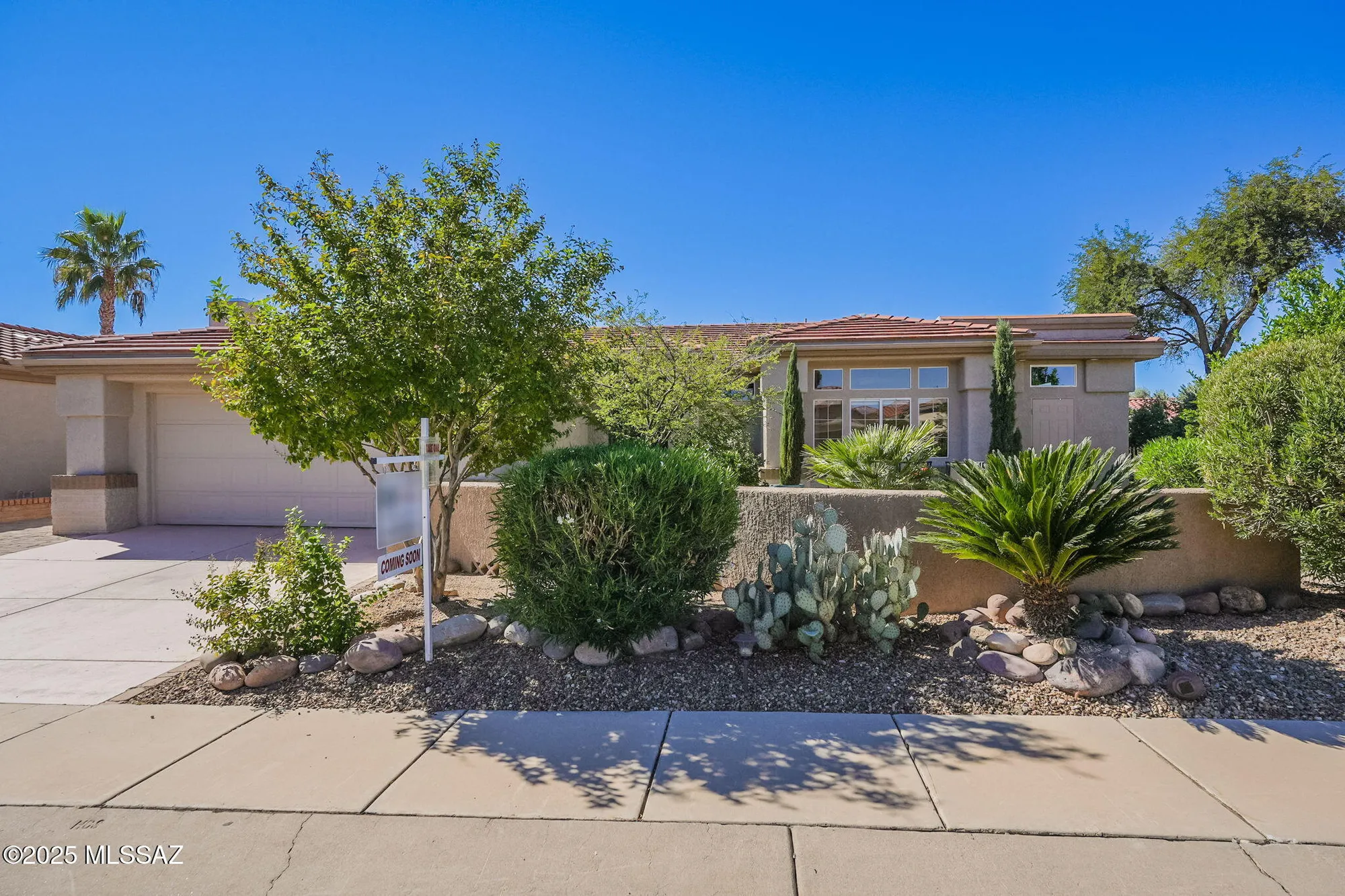 Property Slideshow image 4 of 44 | 2196 e sahuarita wash way, Oro Valley, AZ, 85755