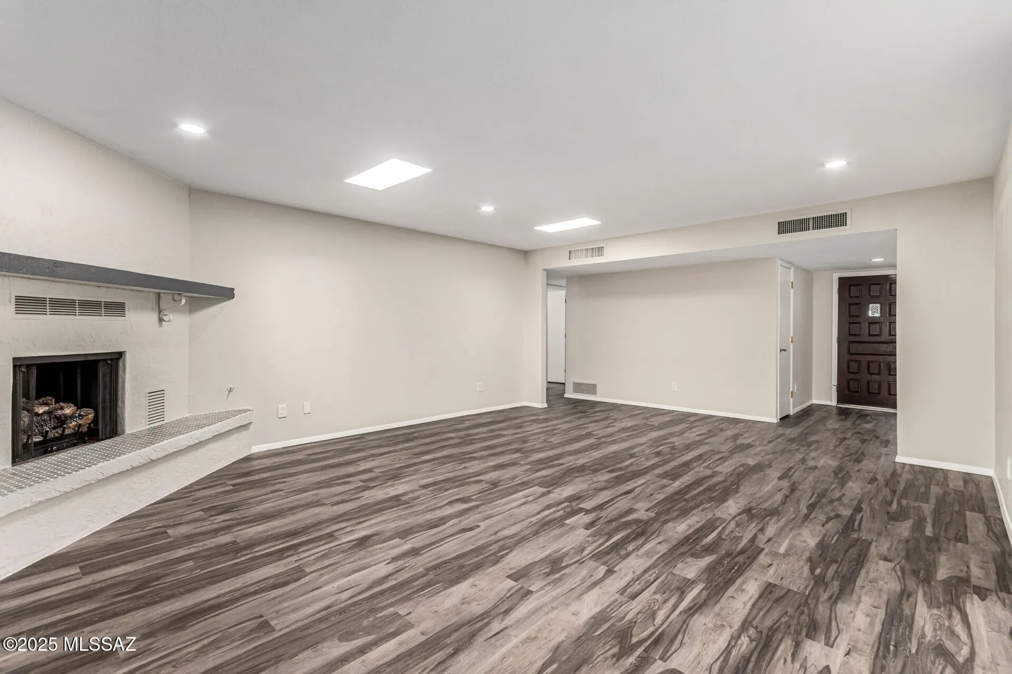 Property Slideshow image 5 of 35 | 230 e paseo de golf, Green Valley, AZ, 85614