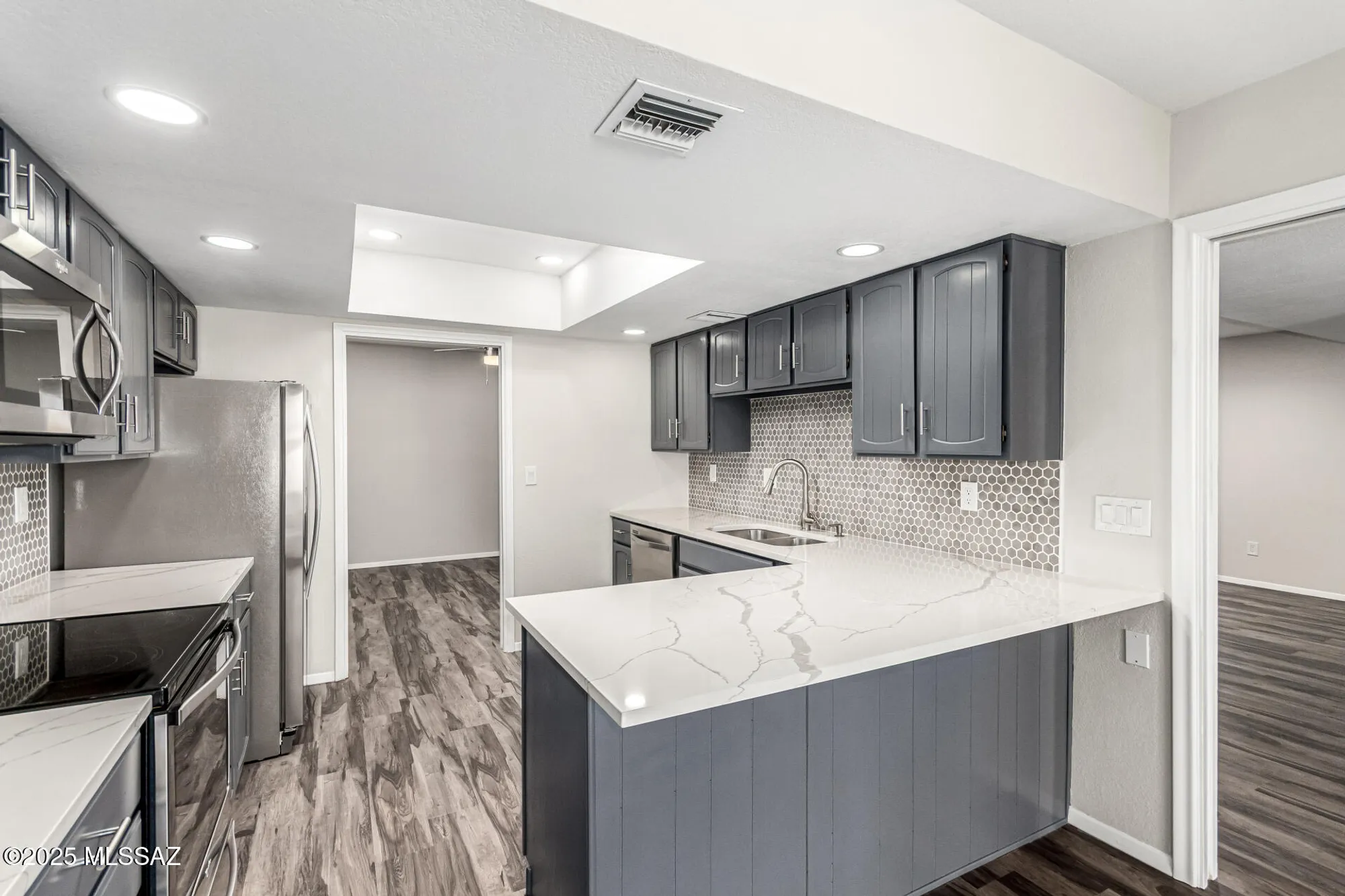 Property Slideshow image 10 of 35 | 230 e paseo de golf, Green Valley, AZ, 85614