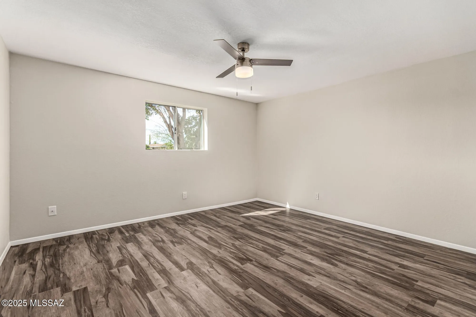 Property Slideshow image 17 of 35 | 230 e paseo de golf, Green Valley, AZ, 85614