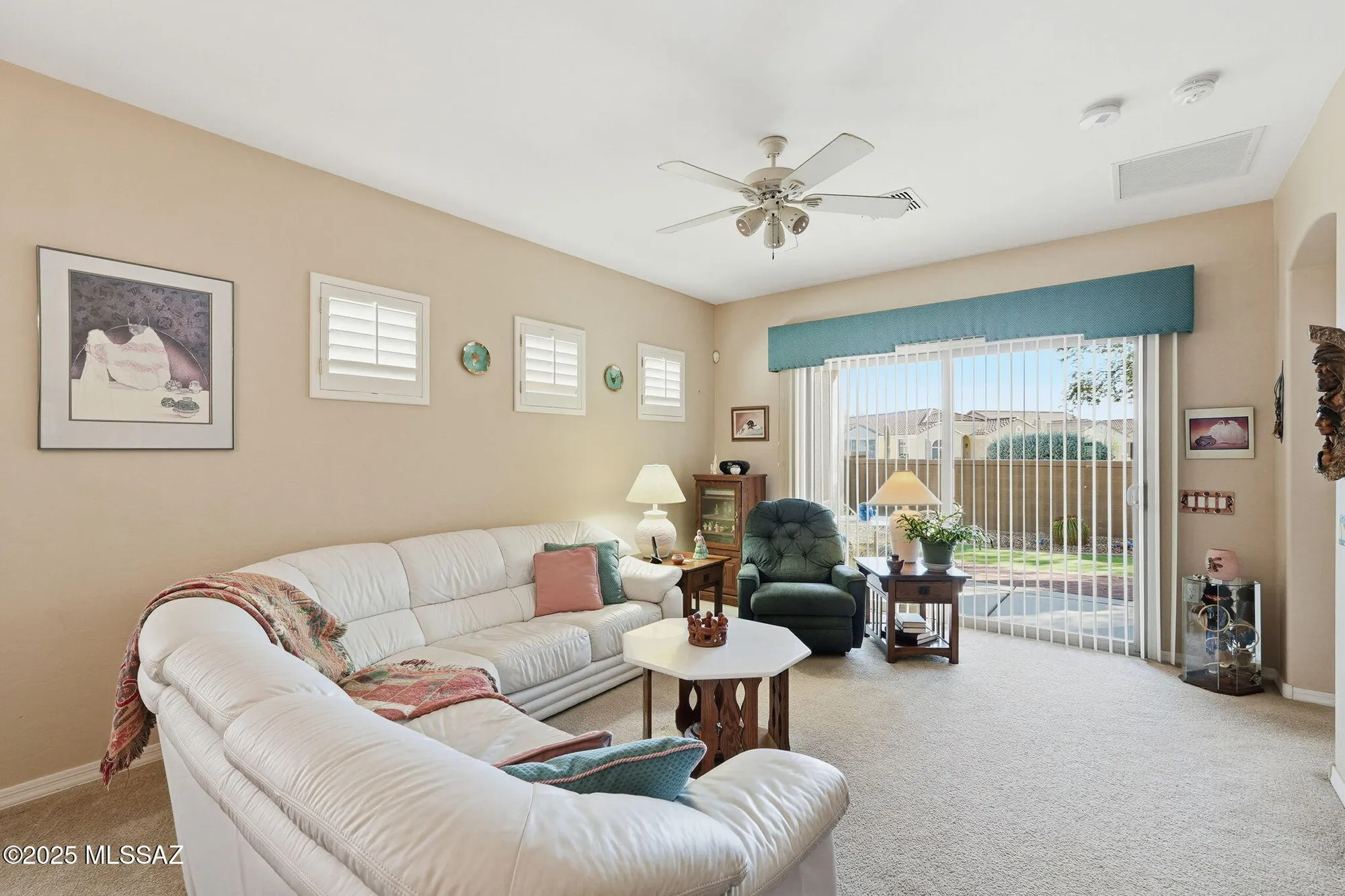 Property Slideshow image 6 of 44 | 209 w calle media luz, Sahuarita, AZ, 85629