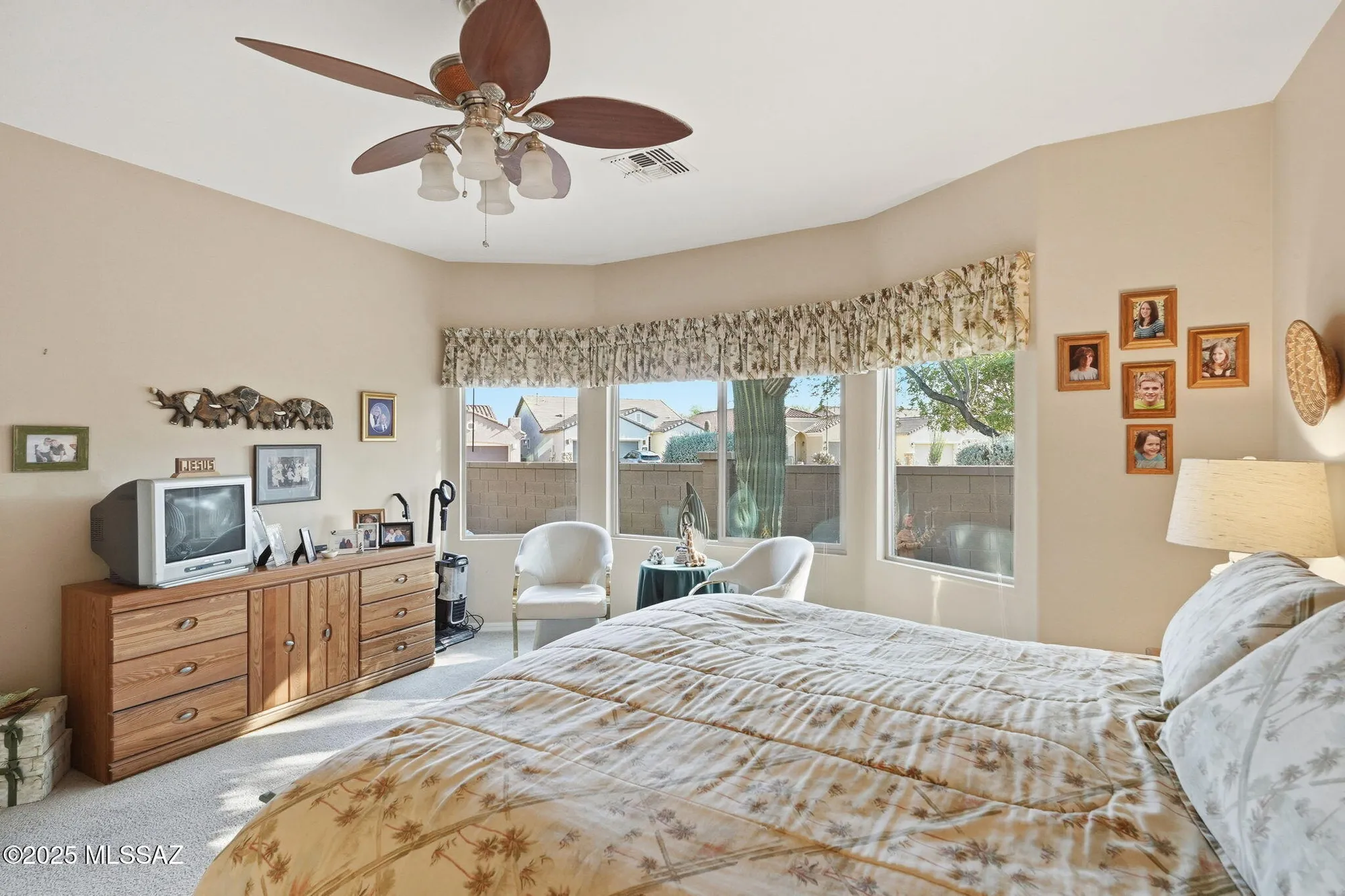 Property Slideshow image 24 of 44 | 209 w calle media luz, Sahuarita, AZ, 85629