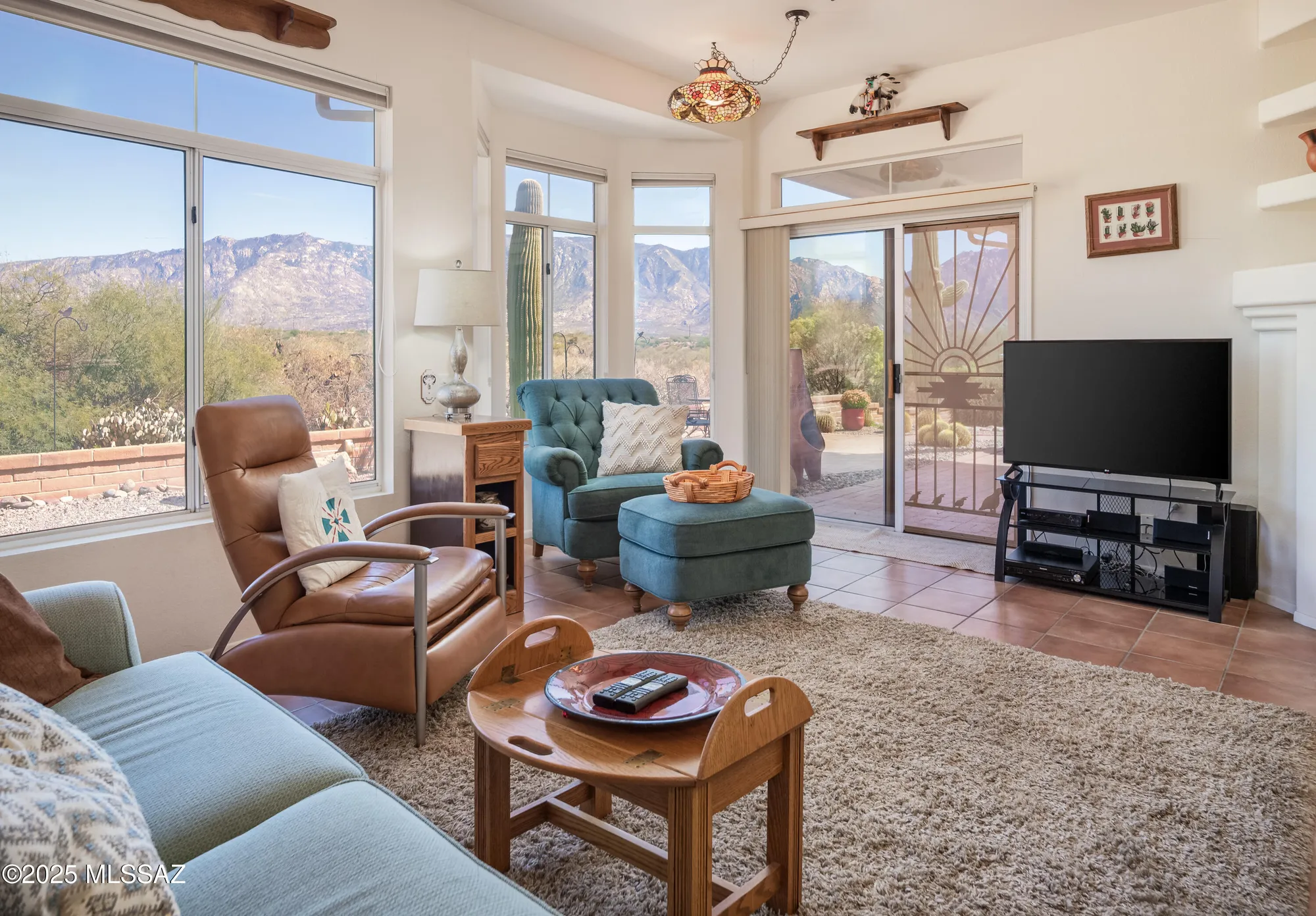 Property Slideshow image 4 of 42 | 14230 n lobelia way, Oro Valley, AZ, 85755