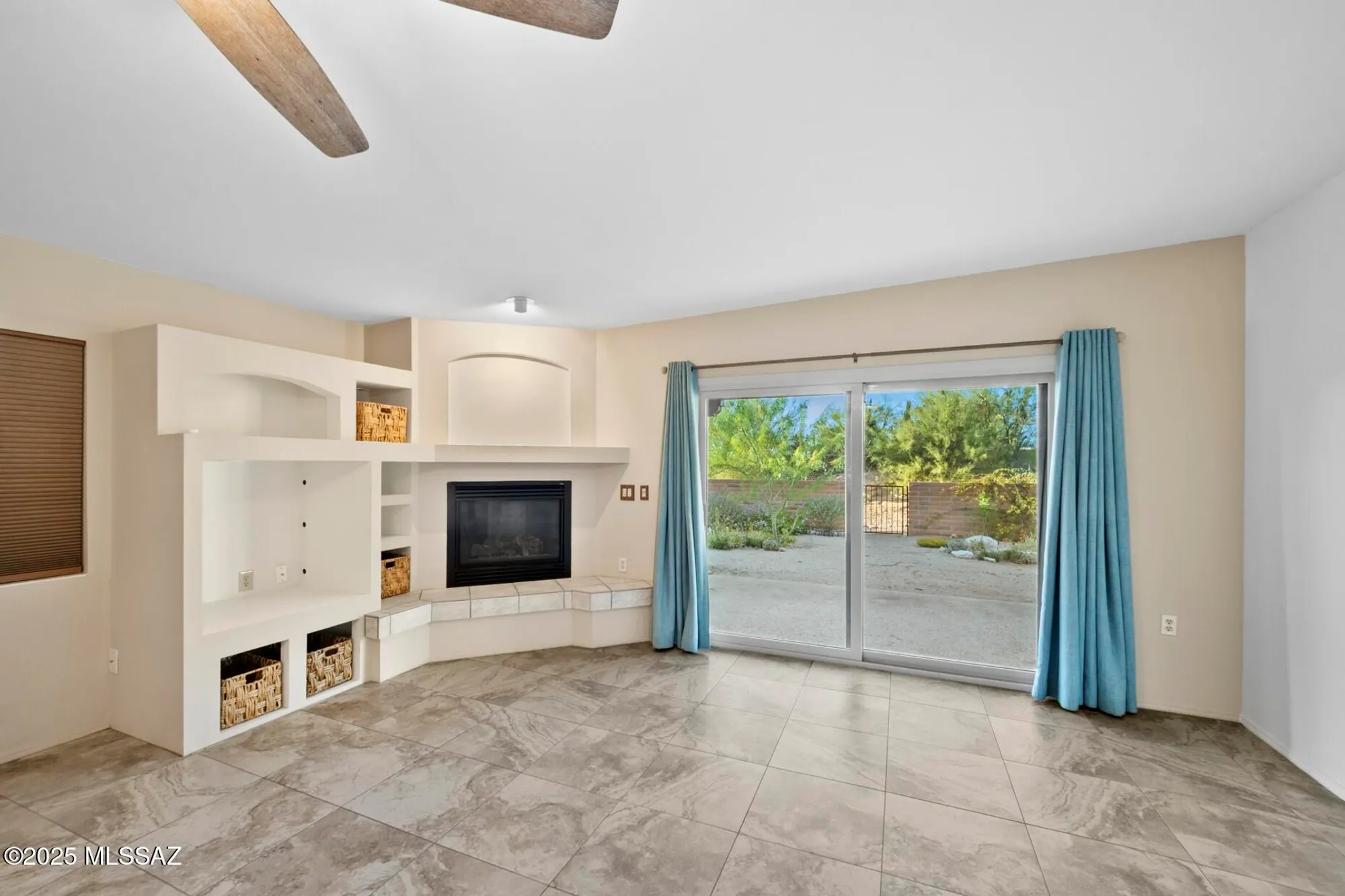 Property Slideshow image 14 of 32 | 1885 w hickory hollow ln, Tucson, AZ, 85704