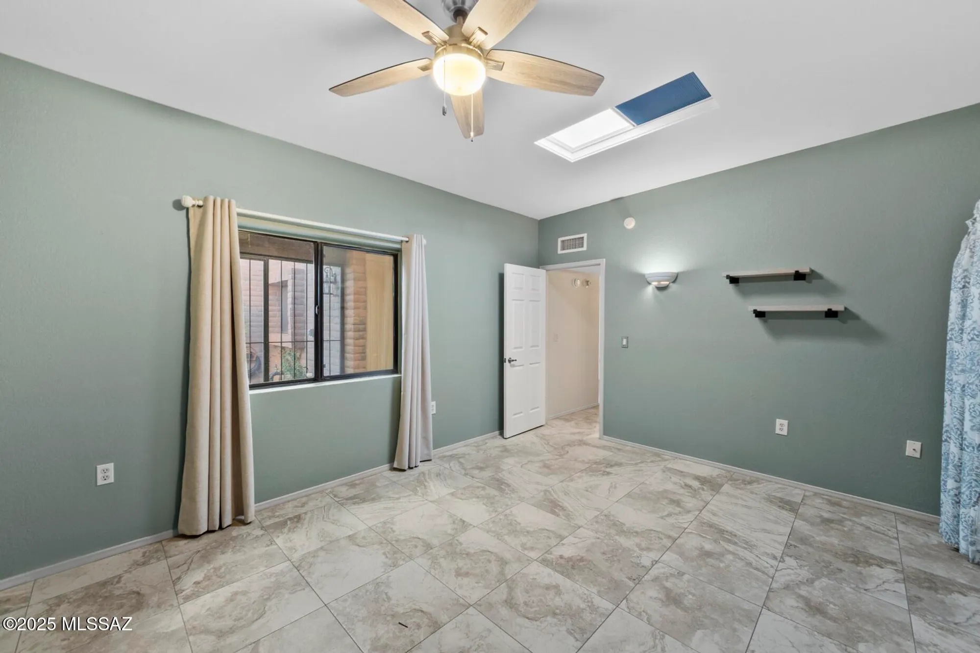 Property Slideshow image 28 of 32 | 1885 w hickory hollow ln, Tucson, AZ, 85704