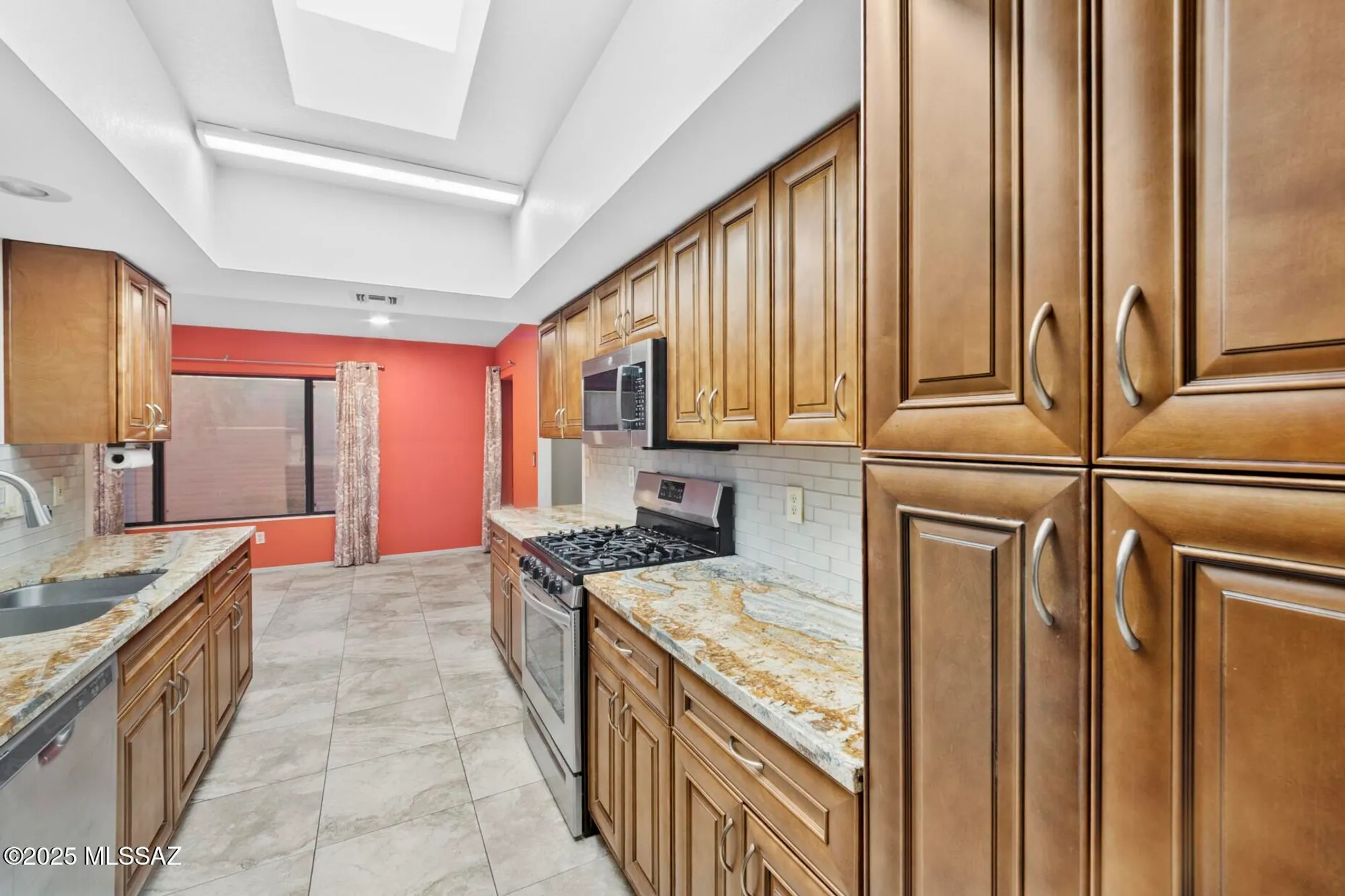 Property Slideshow image 8 of 32 | 1885 w hickory hollow ln, Tucson, AZ, 85704