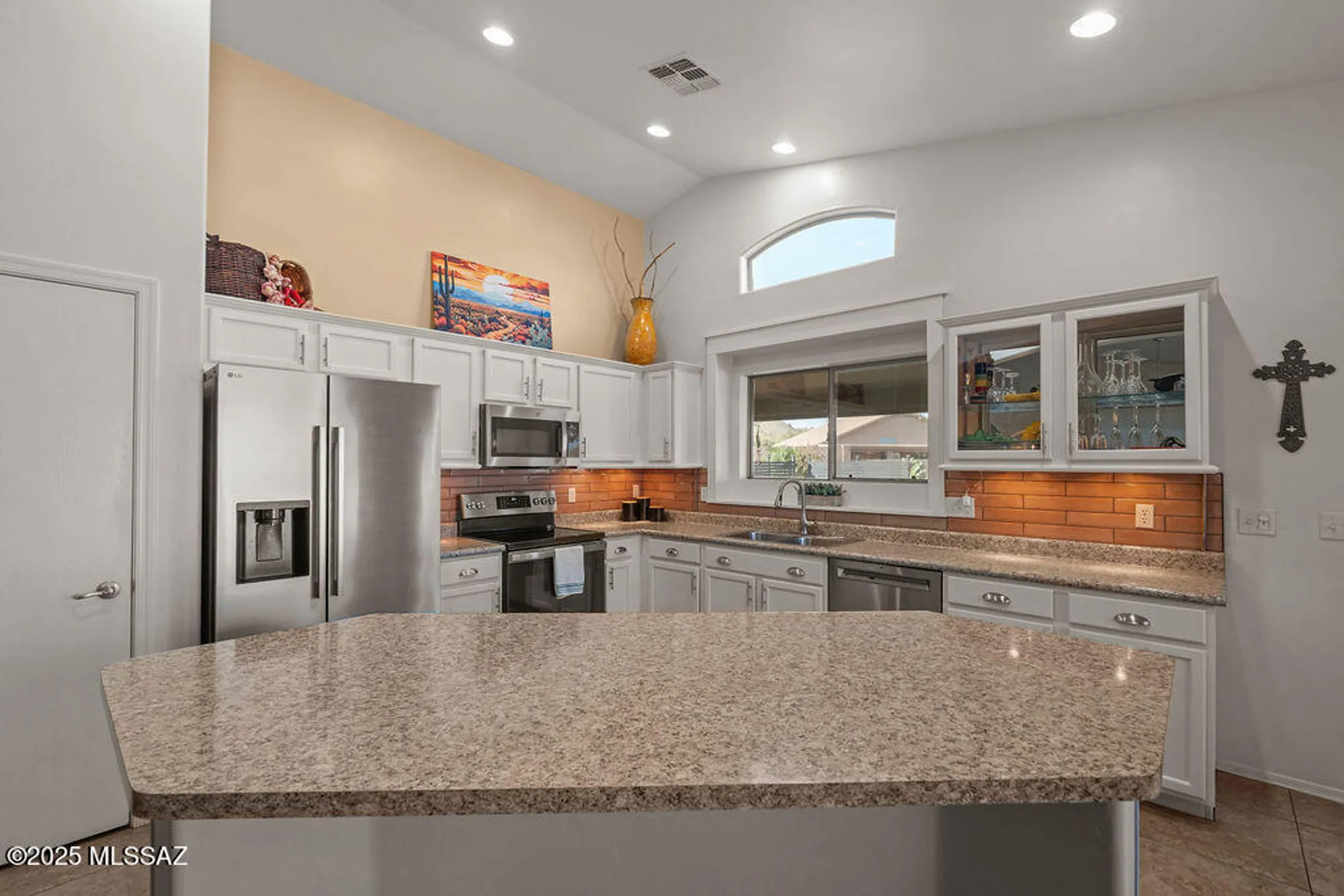 Property Slideshow image 10 of 33 | 1518 n via mazatlan, Green Valley, AZ, 85614