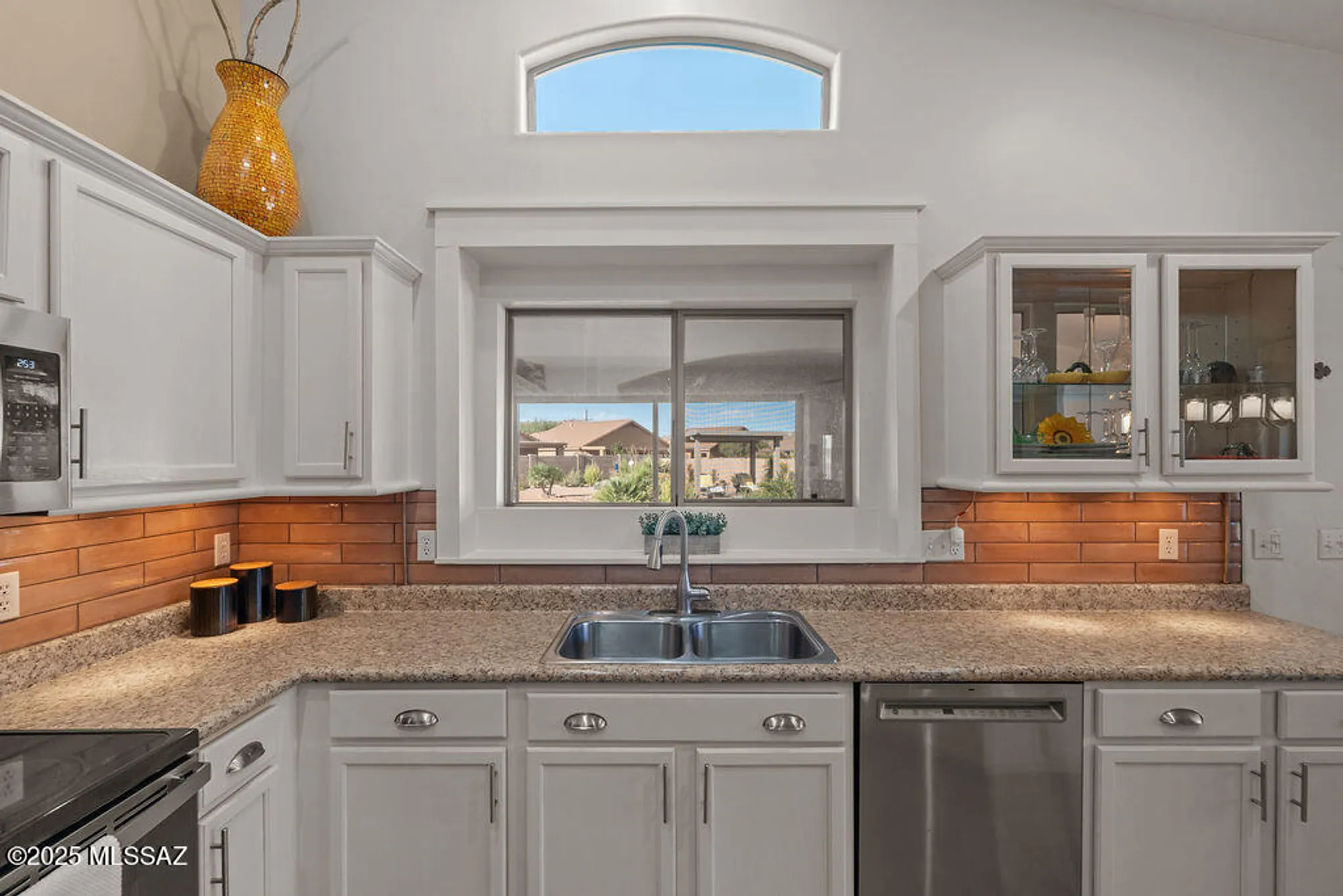 Property Slideshow image 13 of 33 | 1518 n via mazatlan, Green Valley, AZ, 85614