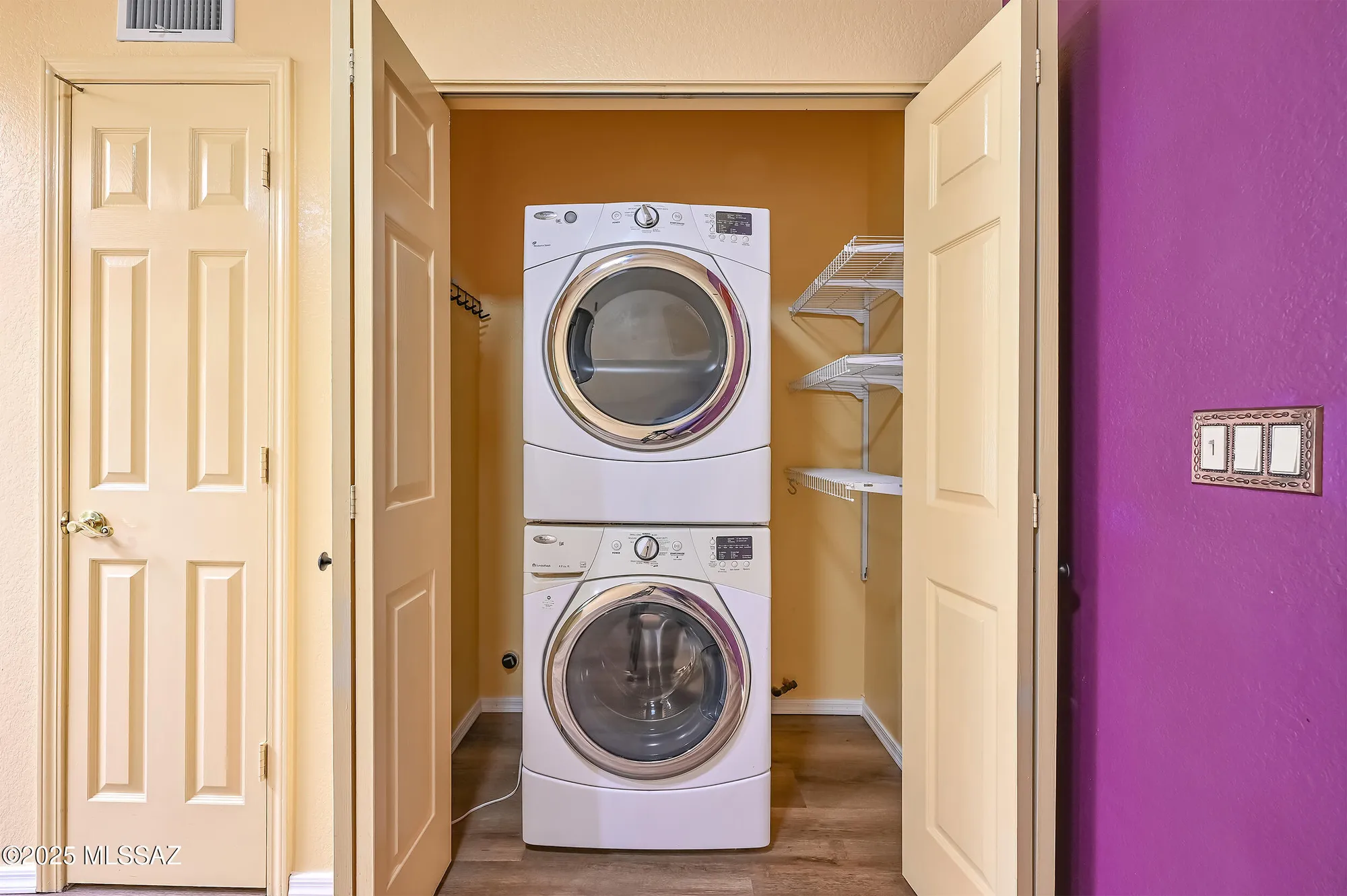 Property Slideshow image 9 of 26 | 840 w calle de emilia, Green Valley, AZ, 85614