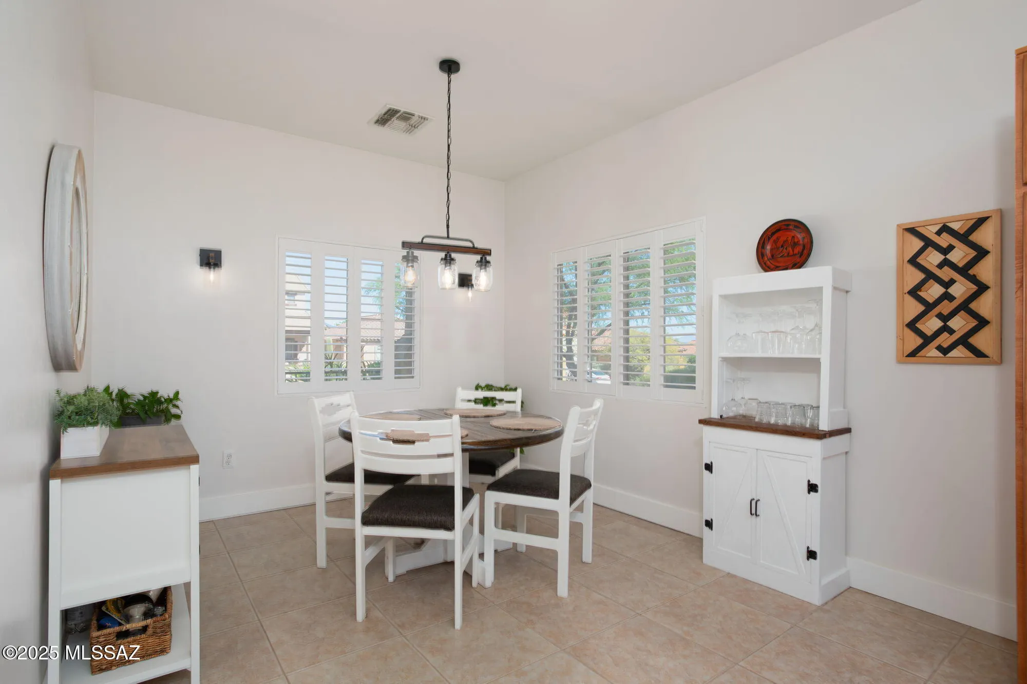 Property Slideshow image 13 of 45 | 965 w calle valenciana, Sahuarita, AZ, 85629