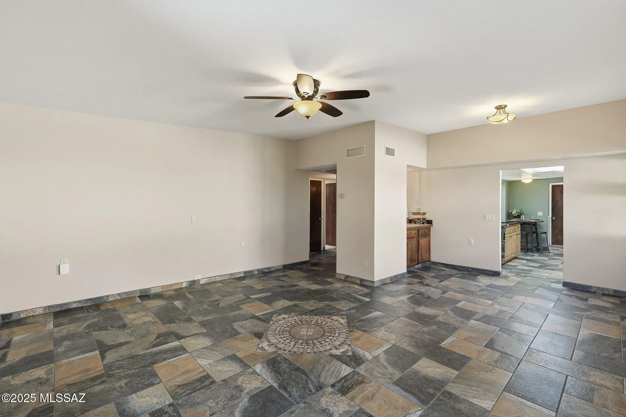 Property Slideshow image 7 of 34 | 375 s placita la paz, Green Valley, AZ, 85614