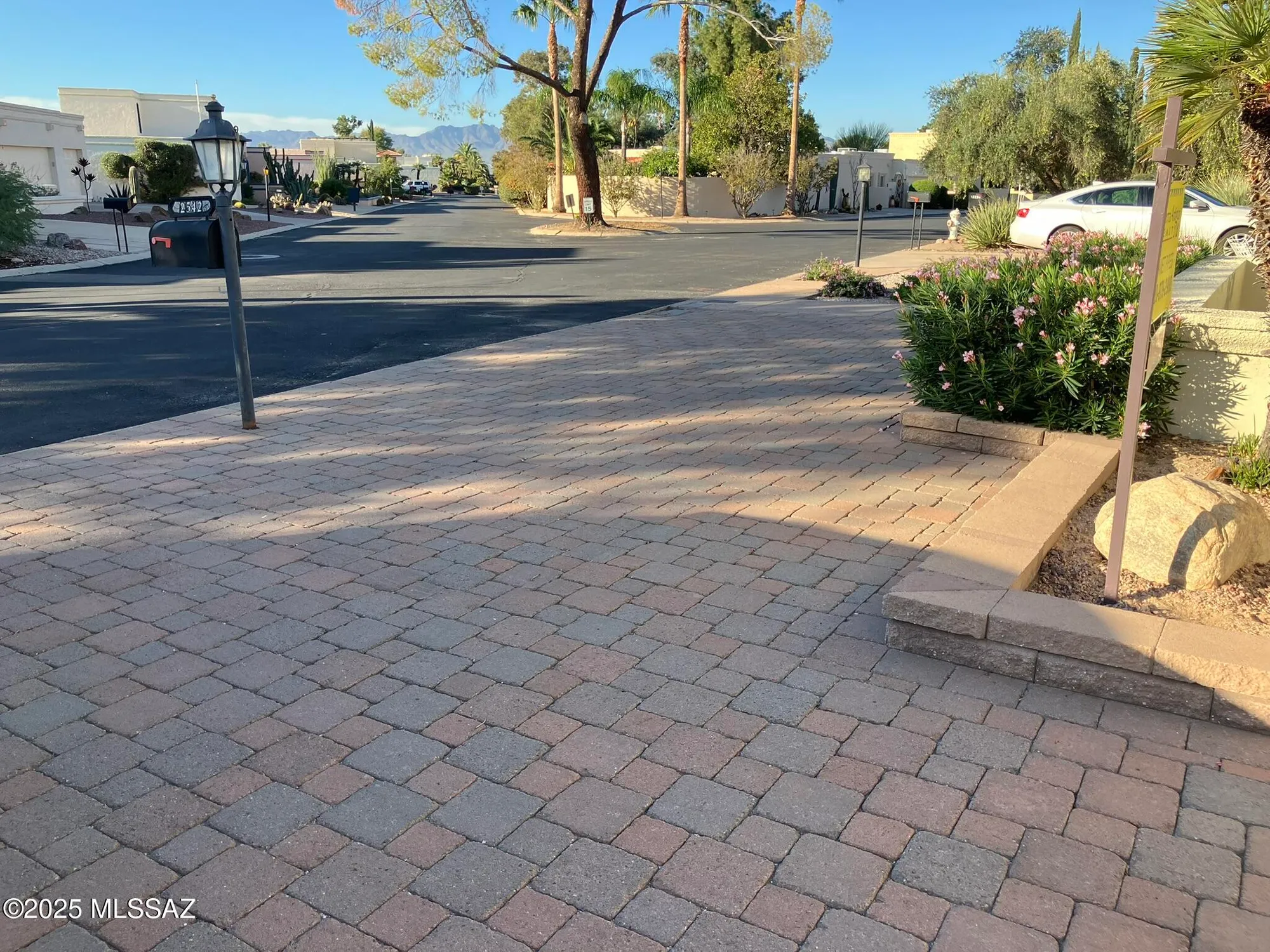 Property Slideshow image 15 of 50 | 2542 w casas dr, Tucson, AZ, 85742