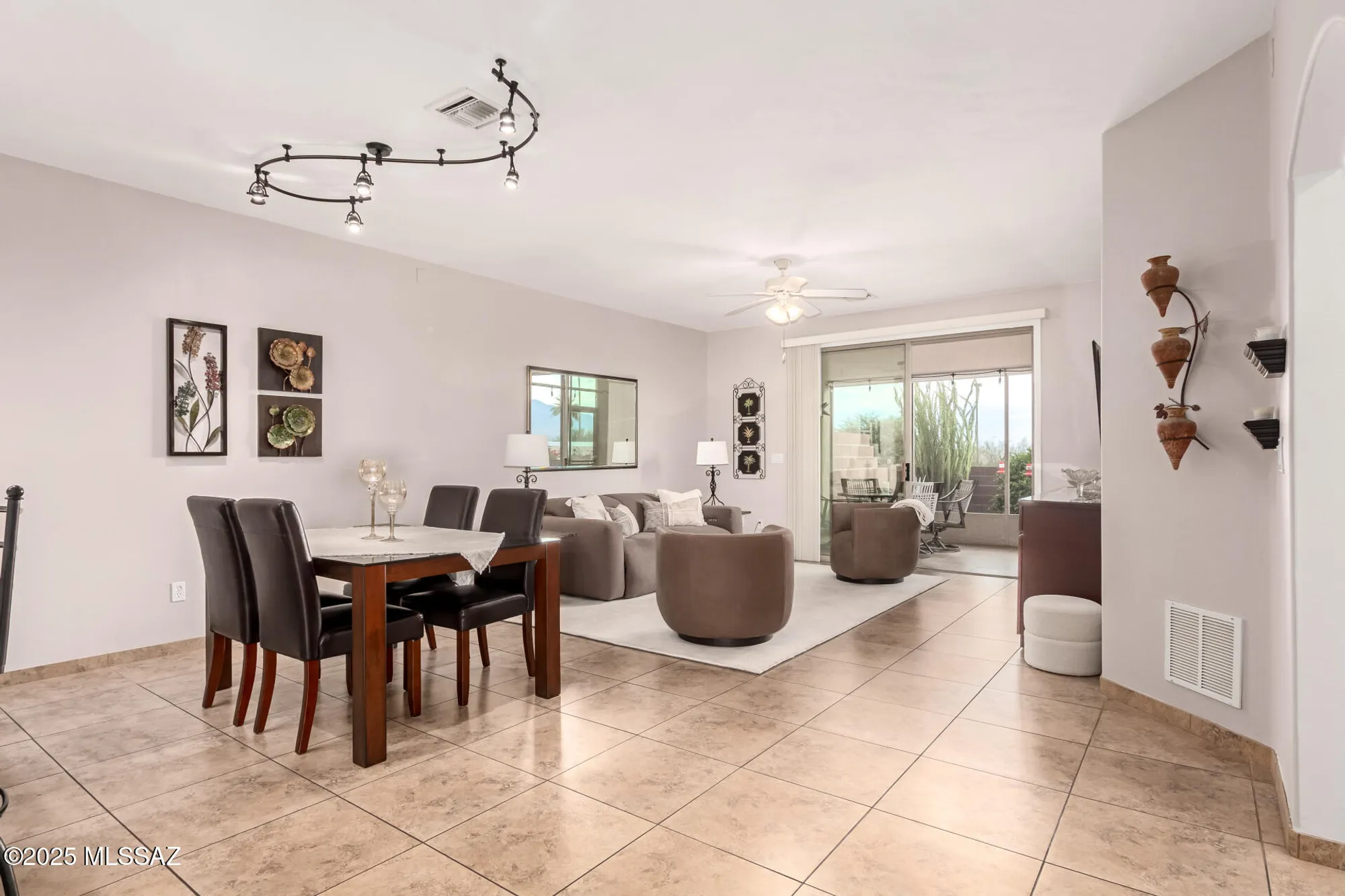 Property Slideshow image 8 of 39 | 1166 n laramie ln, Green Valley, AZ, 85614