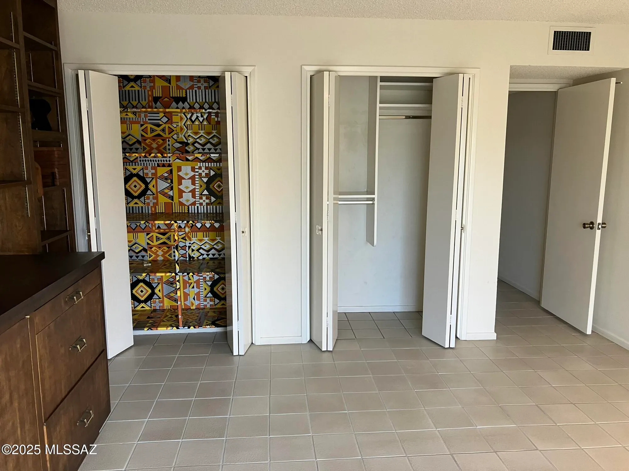 Property Slideshow image 37 of 50 | 2542 w casas dr, Tucson, AZ, 85742