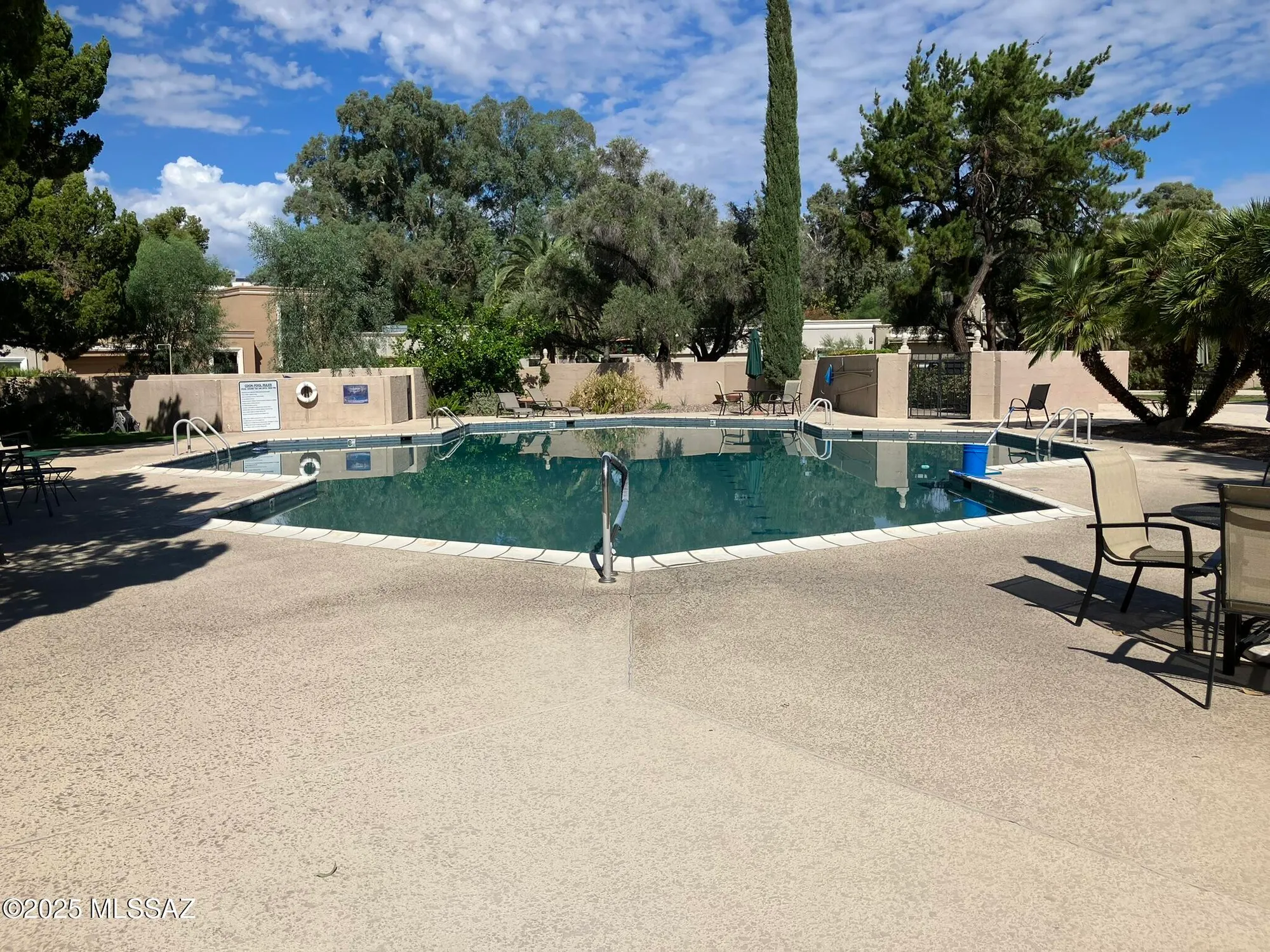 Property Slideshow image 42 of 50 | 2542 w casas dr, Tucson, AZ, 85742