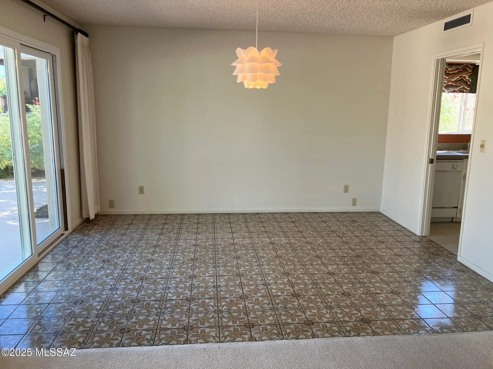 Property Slideshow image 24 of 50 | 2542 w casas dr, Tucson, AZ, 85742