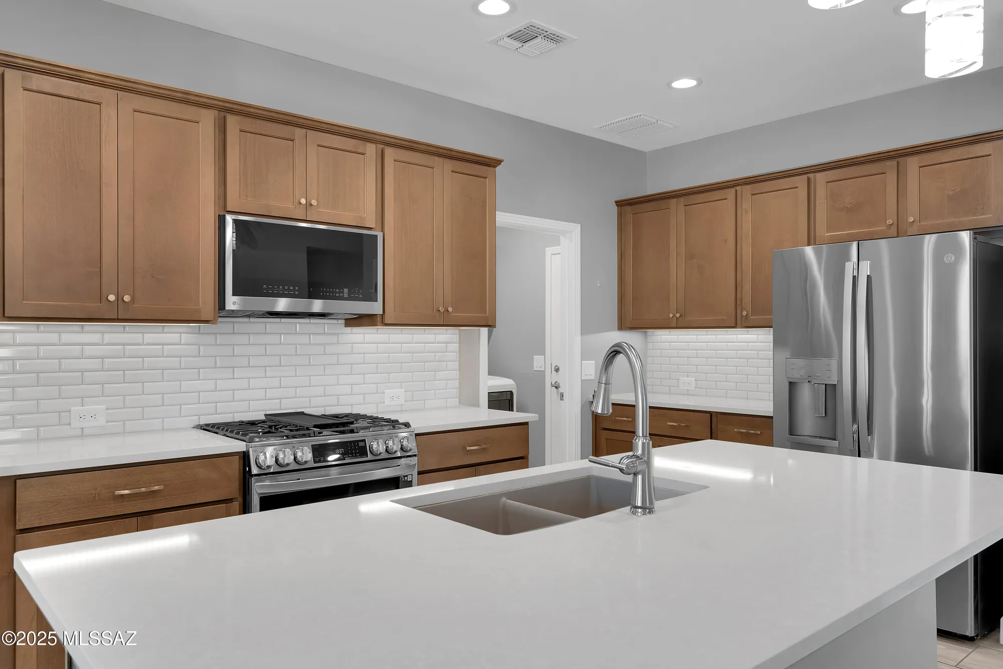 Property Slideshow image 16 of 36 | 1496 e blue granite dr, Green Valley, AZ, 85614