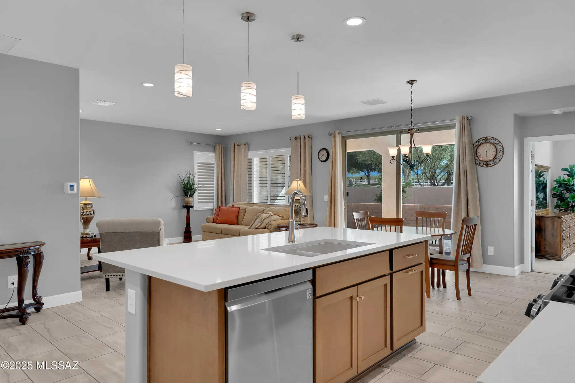 Property Slideshow image 17 of 36 | 1496 e blue granite dr, Green Valley, AZ, 85614