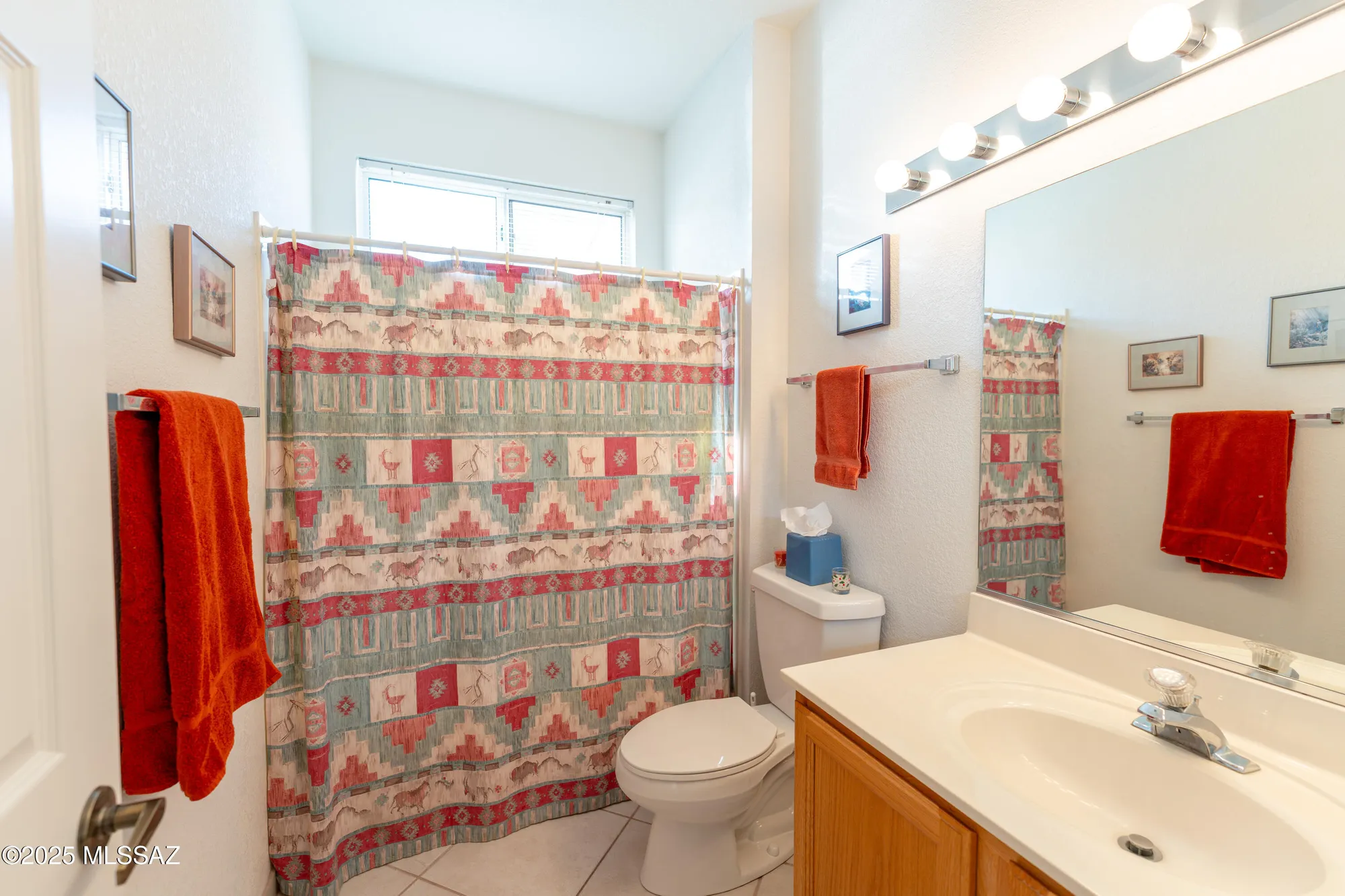 Property Slideshow image 22 of 28 | 1329 e royal ridge dr, Oro Valley, AZ, 85755
