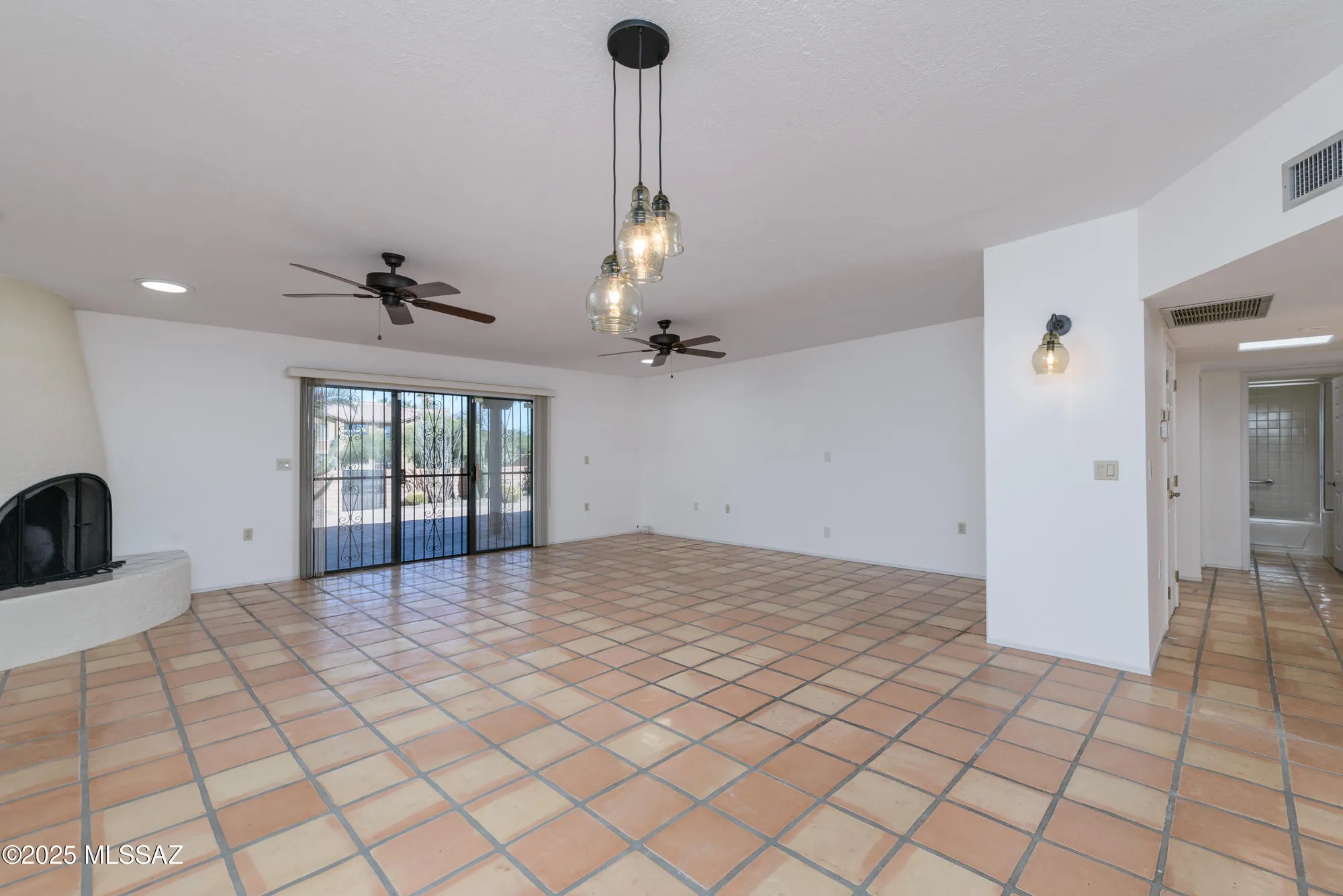 Property Slideshow image 9 of 44 | 8647 n candlewood loop, Tucson, AZ, 85704