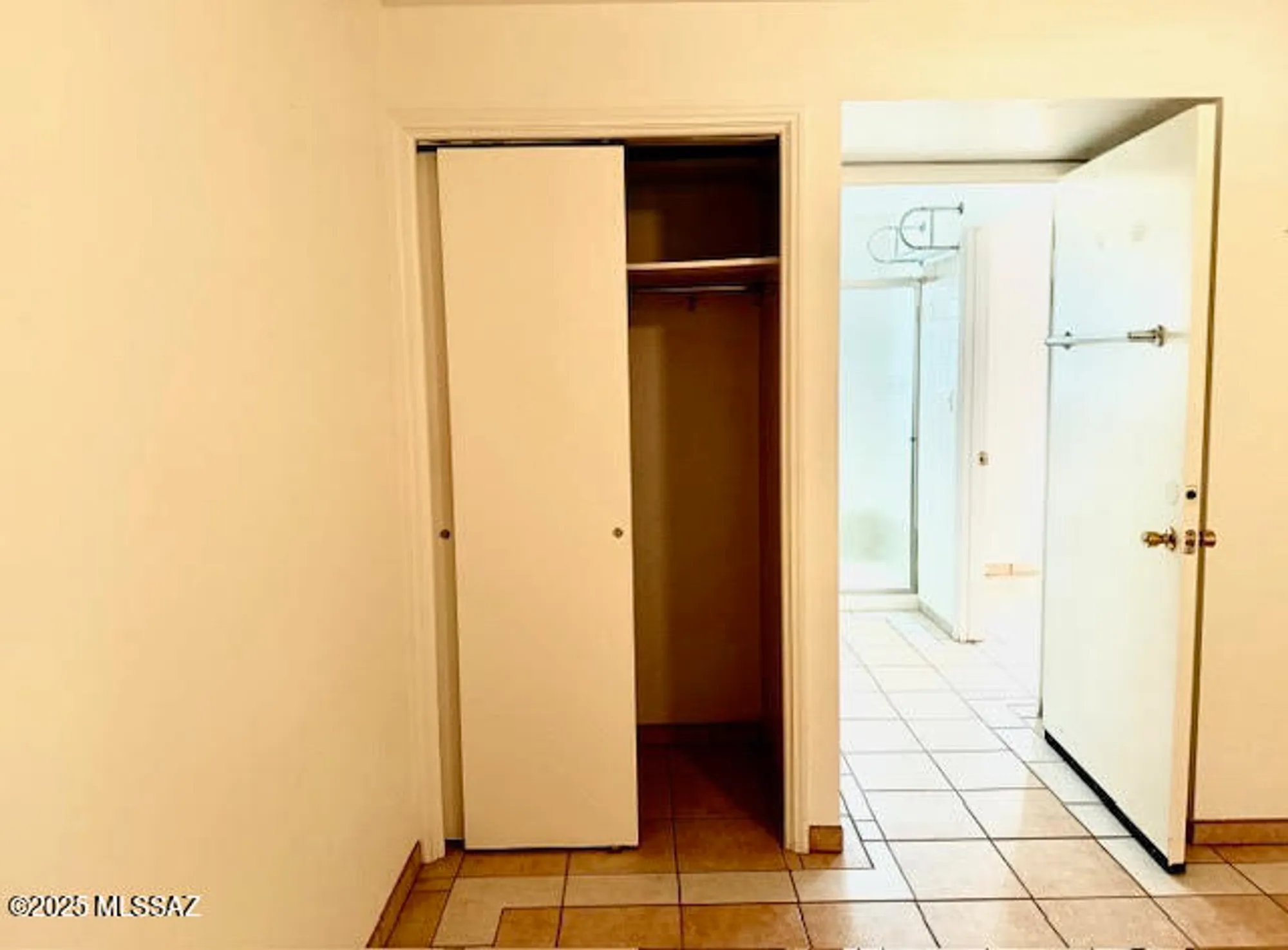 Property Slideshow image 7 of 10 | 469 s paseo lobo d, Green Valley, AZ, 85614