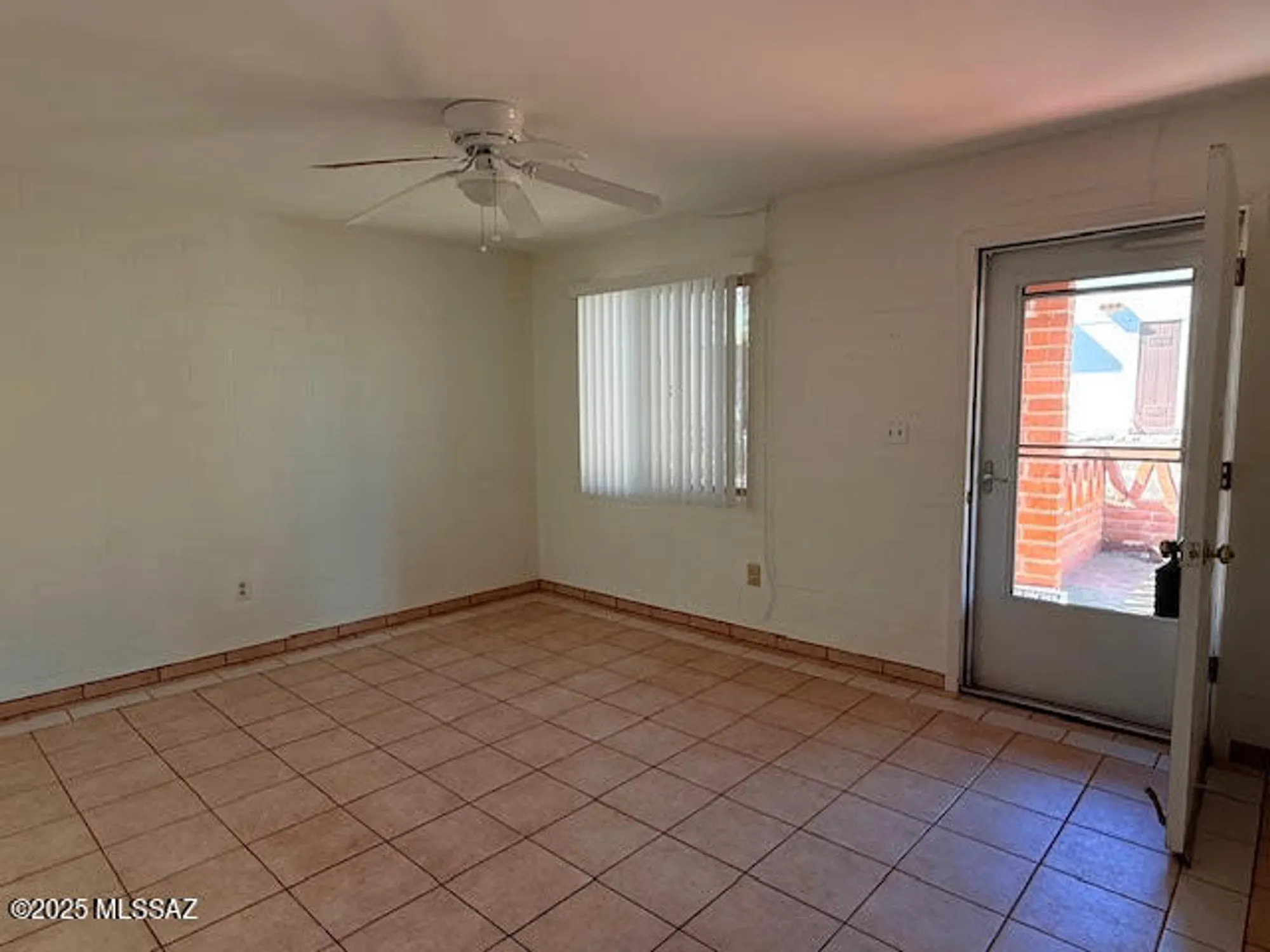 Property Slideshow image 2 of 10 | 469 s paseo lobo d, Green Valley, AZ, 85614