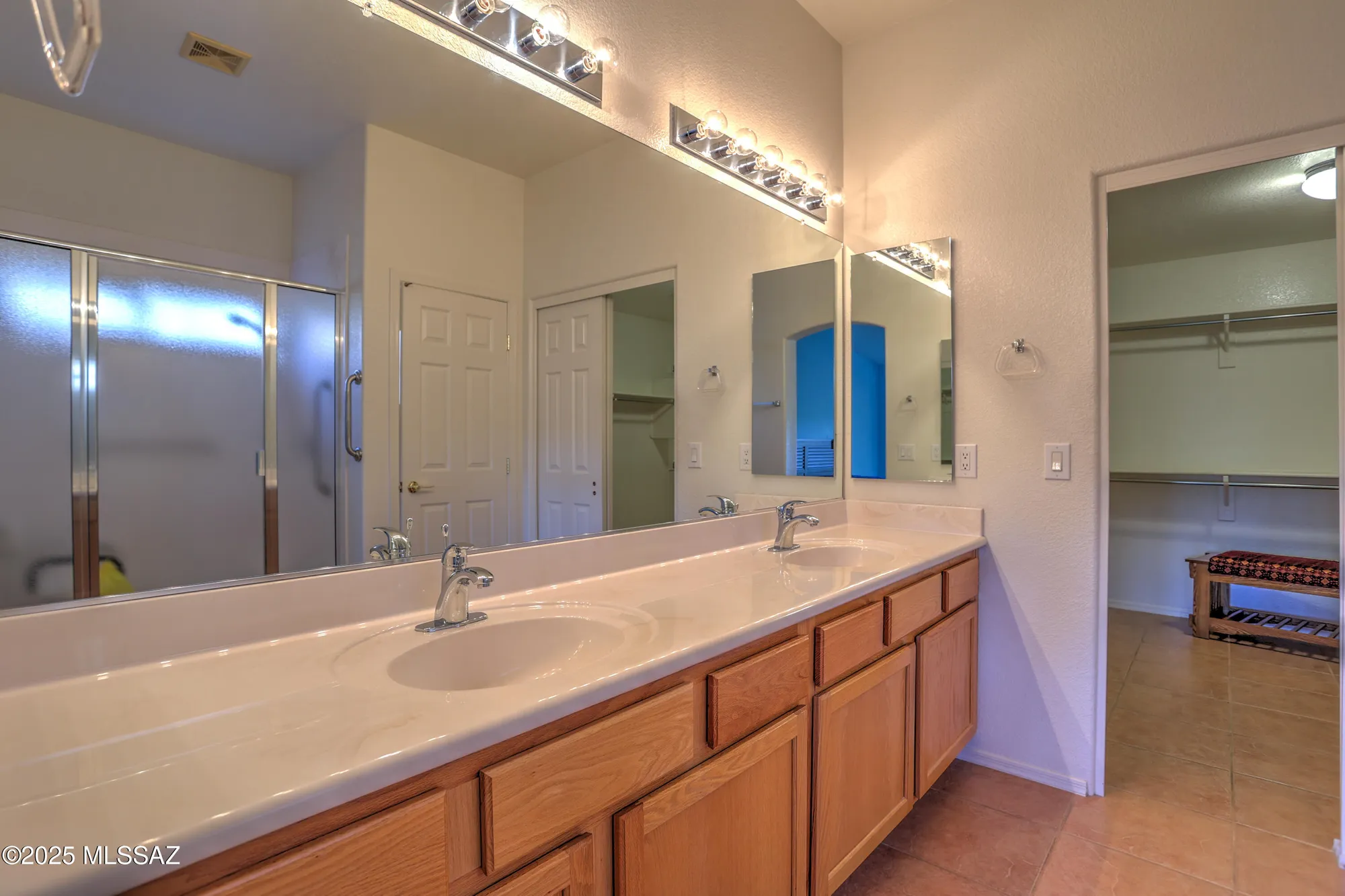 Property Slideshow image 21 of 37 | 39544 s winding trl, Tucson, AZ, 85739