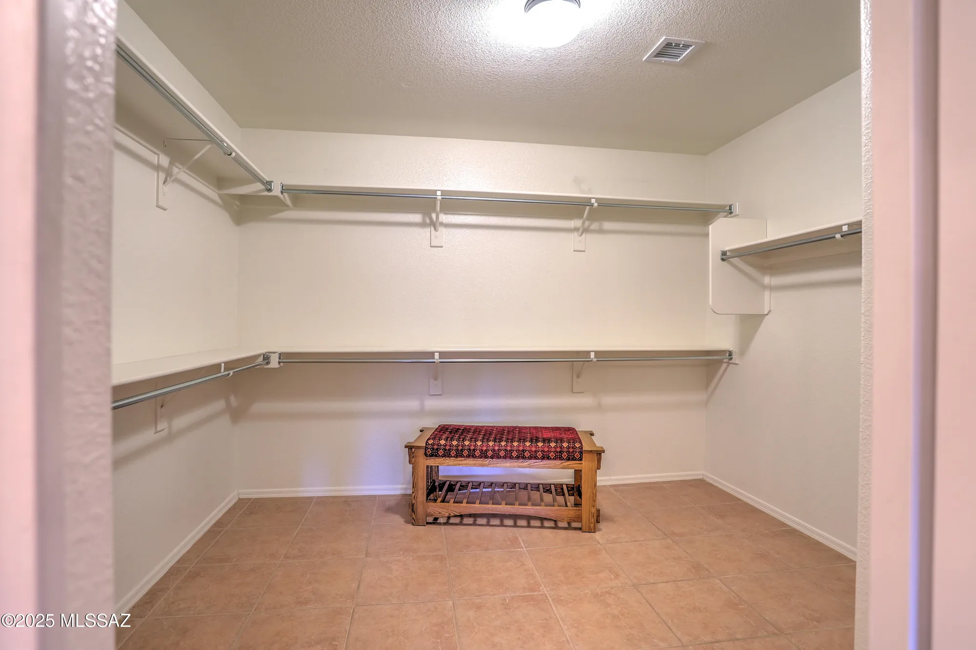 Property Slideshow image 22 of 37 | 39544 s winding trl, Tucson, AZ, 85739