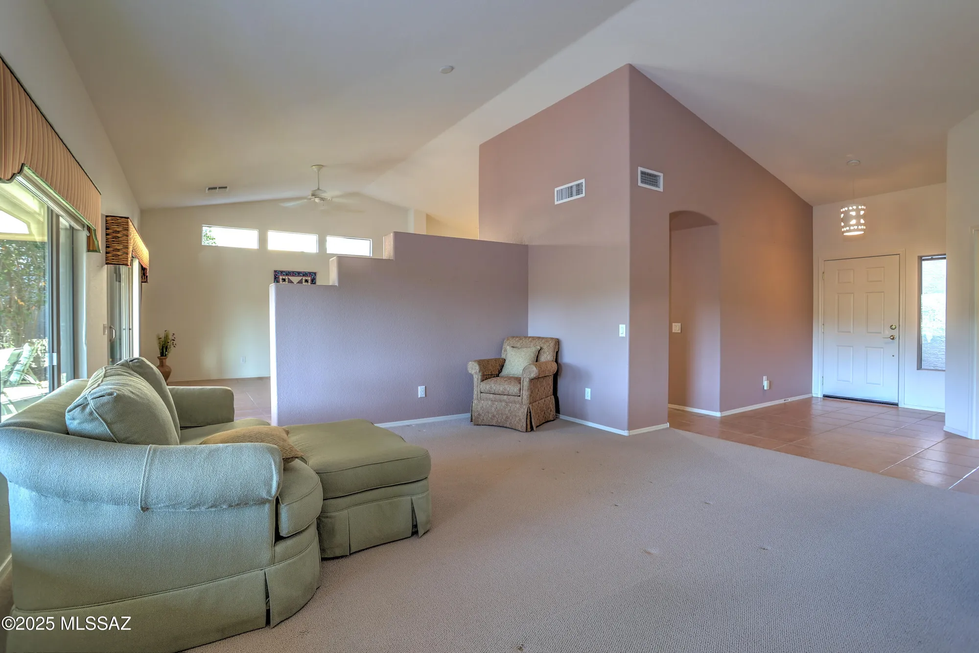 Property Slideshow image 9 of 37 | 39544 s winding trl, Tucson, AZ, 85739