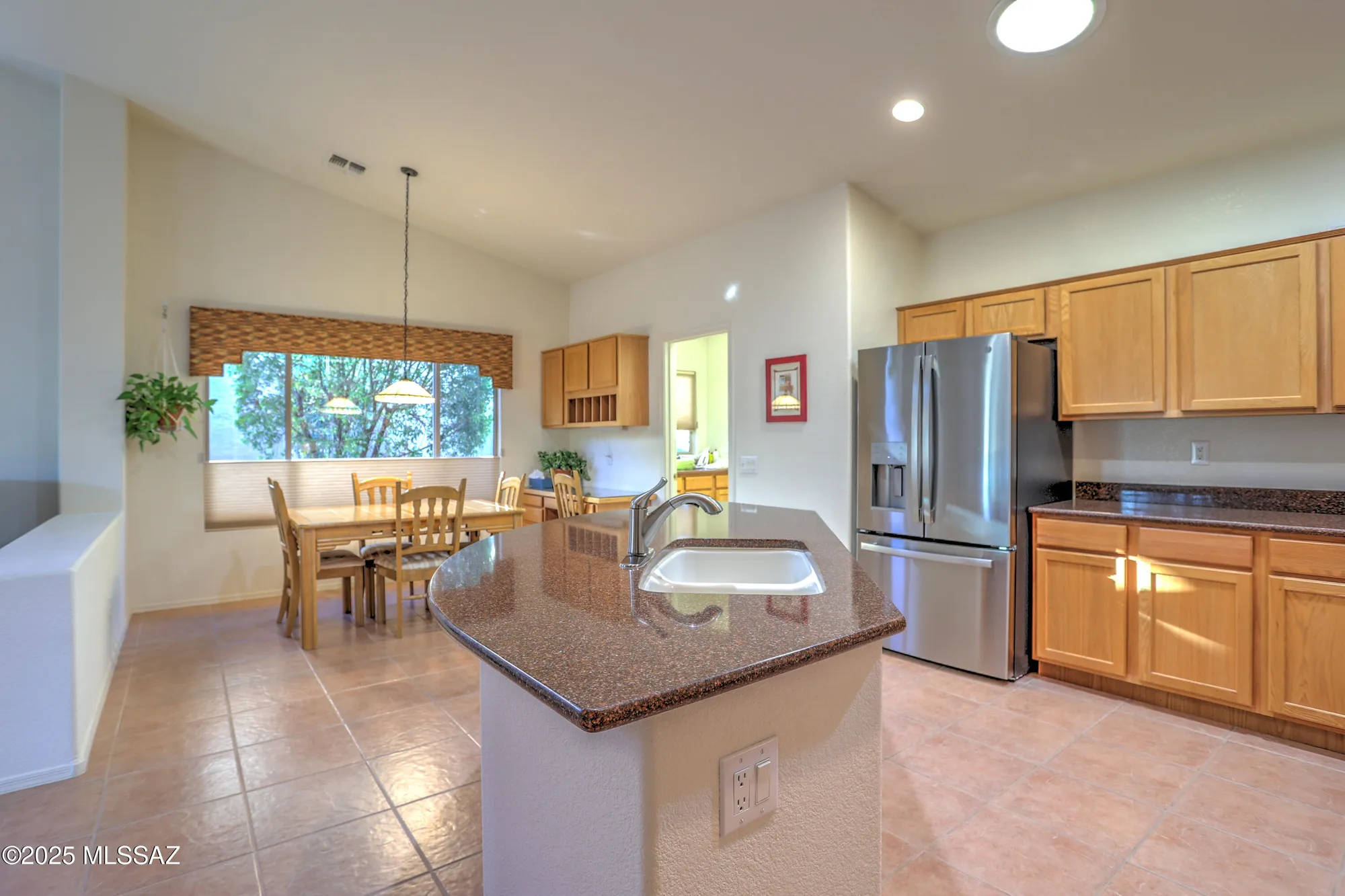 Property Slideshow image 11 of 37 | 39544 s winding trl, Tucson, AZ, 85739