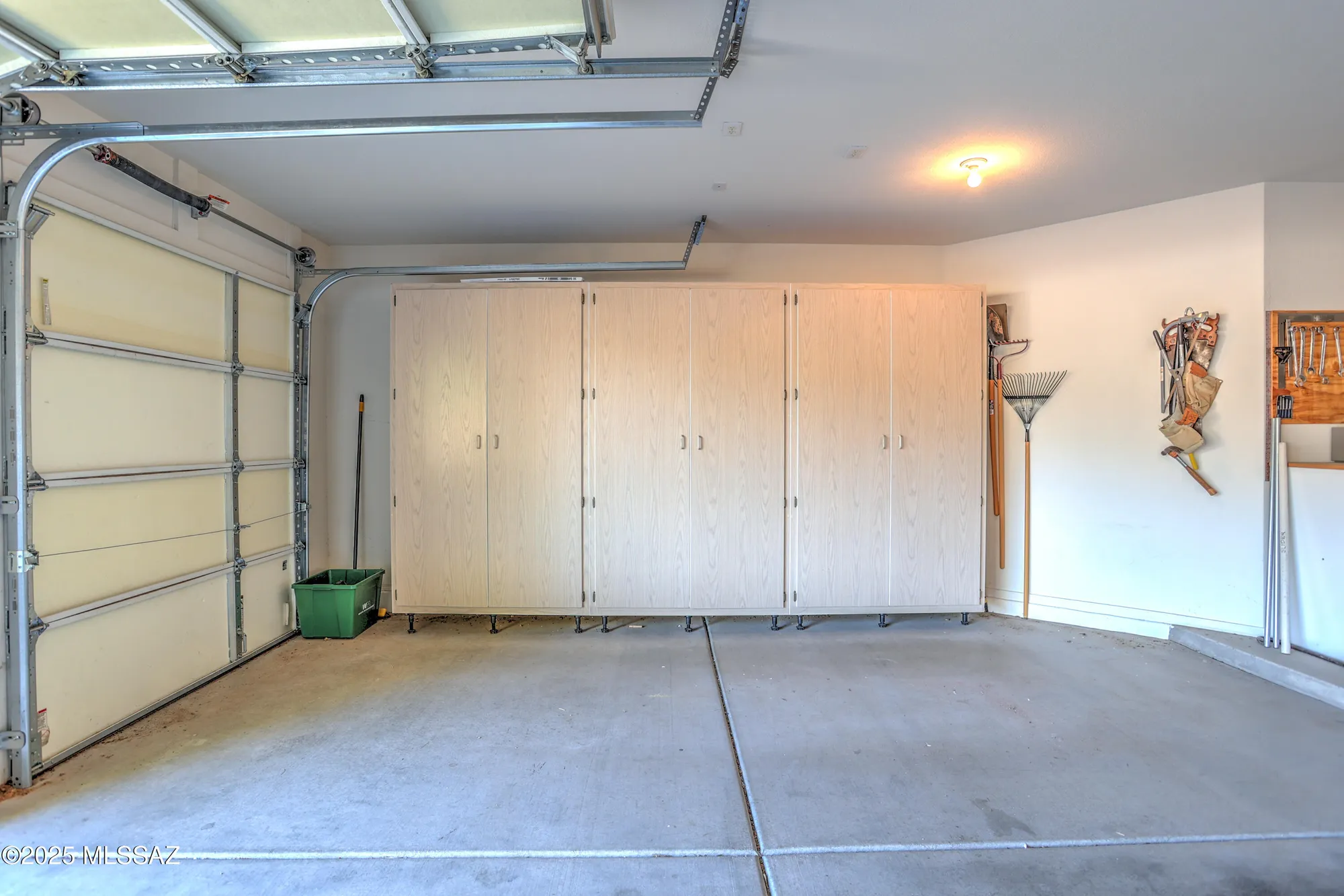 Property Slideshow image 36 of 37 | 39544 s winding trl, Tucson, AZ, 85739