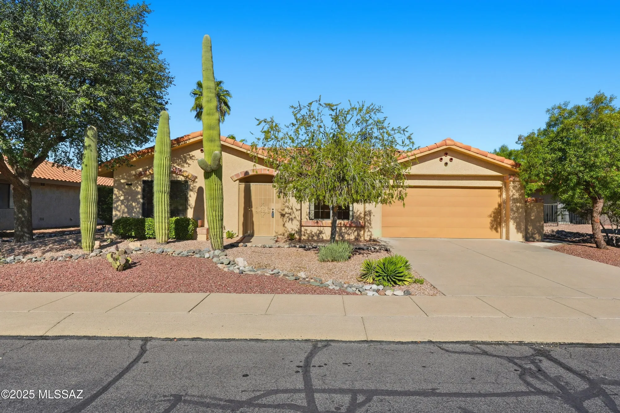 Property Slideshow image 1 of 22 | 14312 n alamo canyon dr, Oro Valley, AZ, 85755