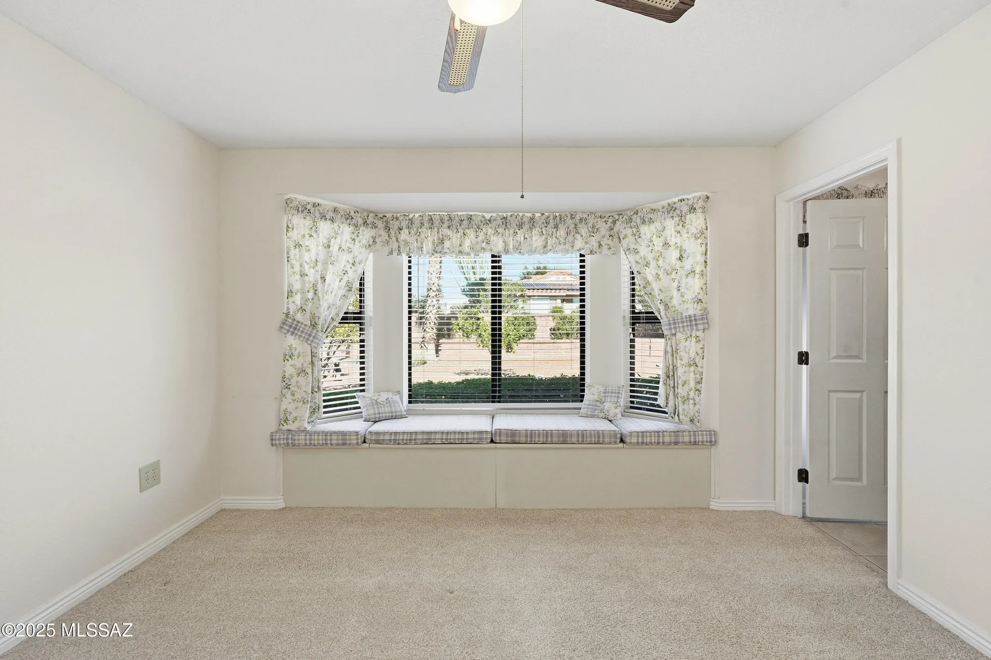 Property Slideshow image 13 of 22 | 14312 n alamo canyon dr, Oro Valley, AZ, 85755