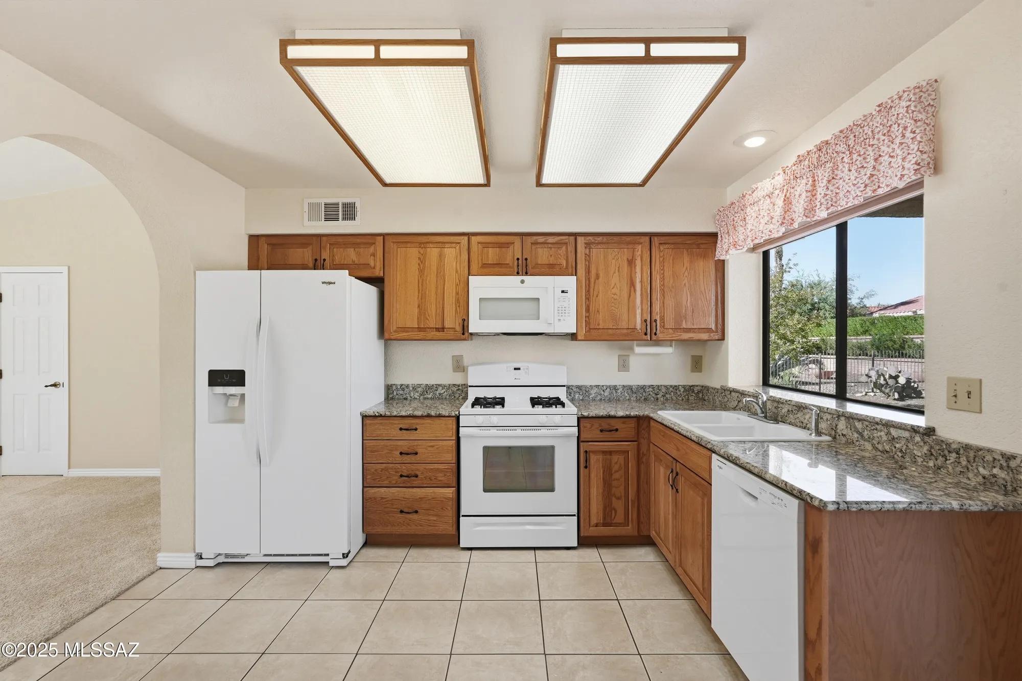 Property Slideshow image 6 of 22 | 14312 n alamo canyon dr, Oro Valley, AZ, 85755