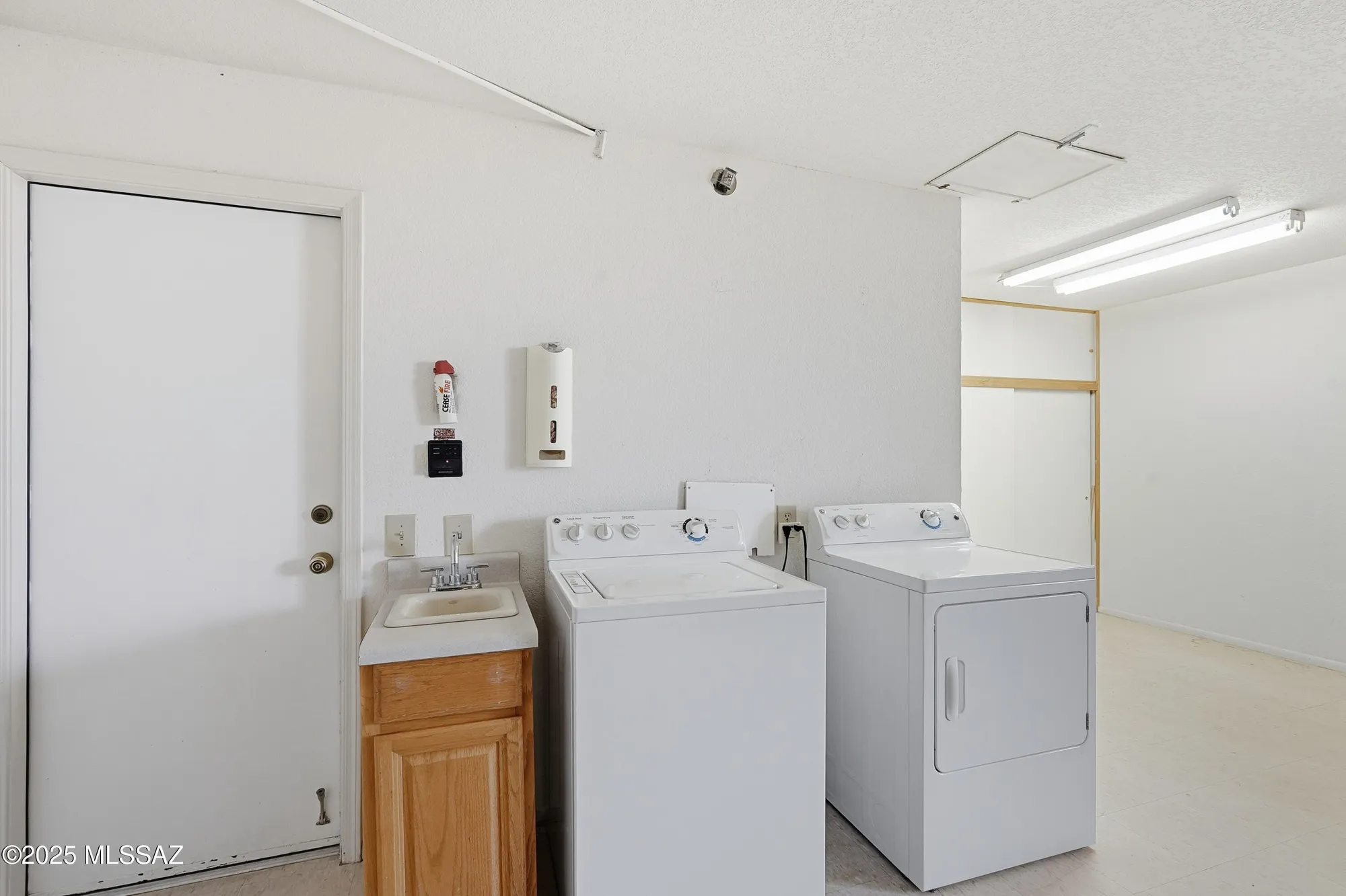 Property Slideshow image 20 of 22 | 14312 n alamo canyon dr, Oro Valley, AZ, 85755