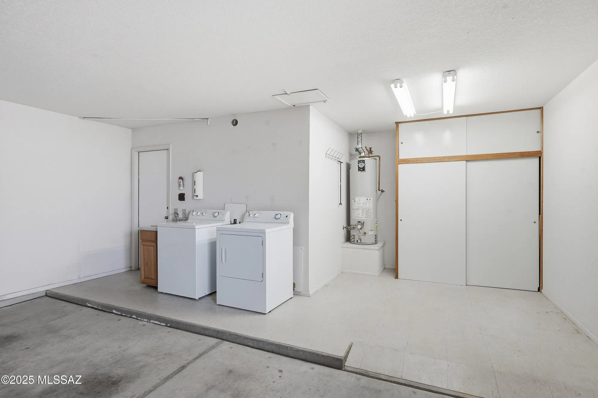 Property Slideshow image 21 of 22 | 14312 n alamo canyon dr, Oro Valley, AZ, 85755