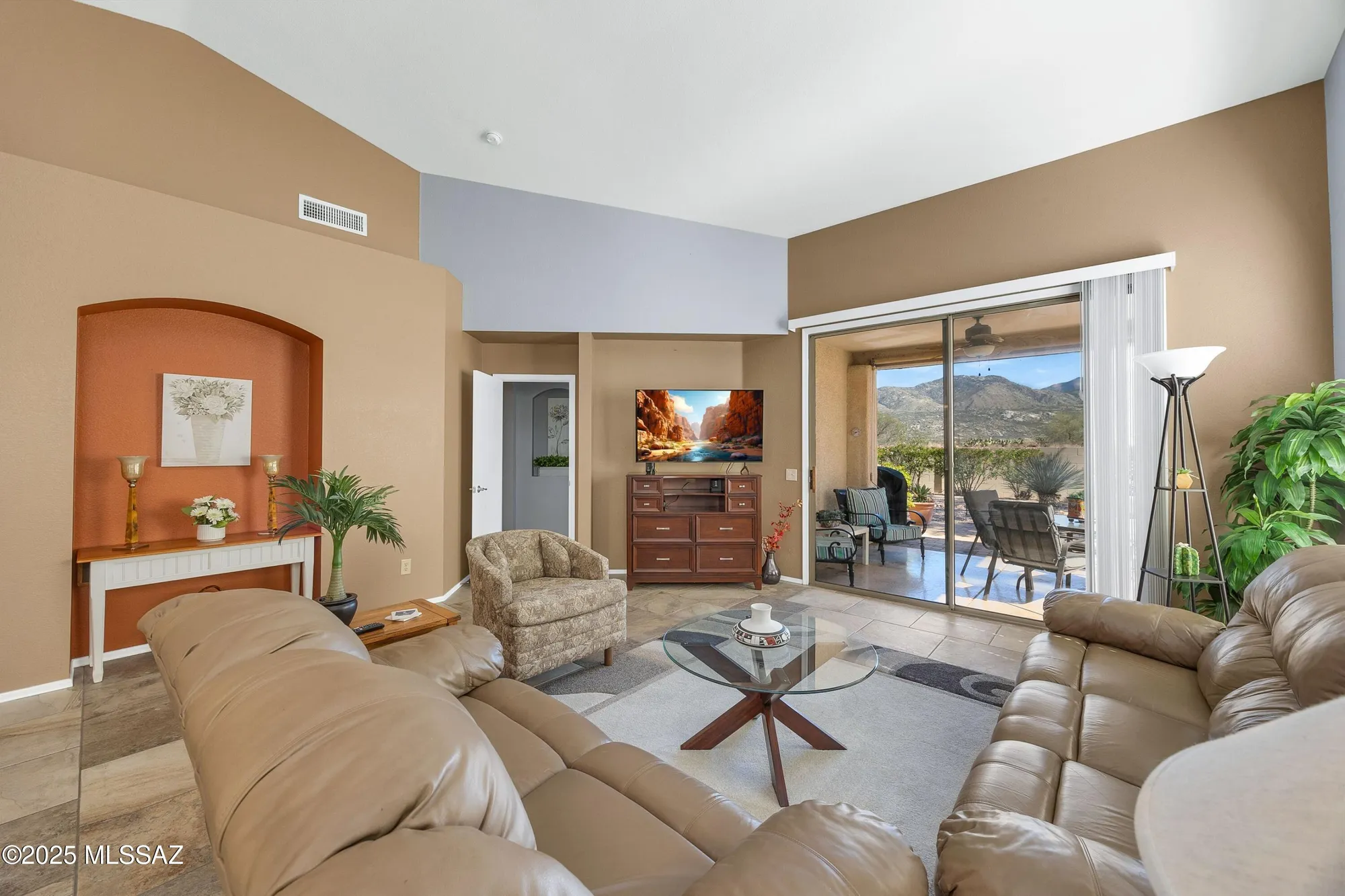 Property Slideshow image 12 of 29 | 38973 s tranquil dr, Tucson, AZ, 85739