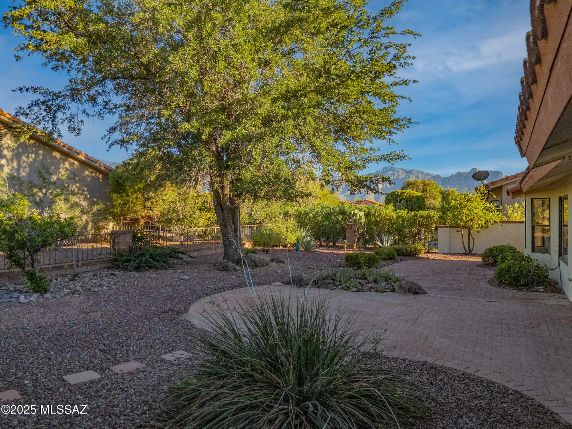 Property Slideshow image 40 of 42 | 14660 n flagstone dr, Oro Valley, AZ, 85755