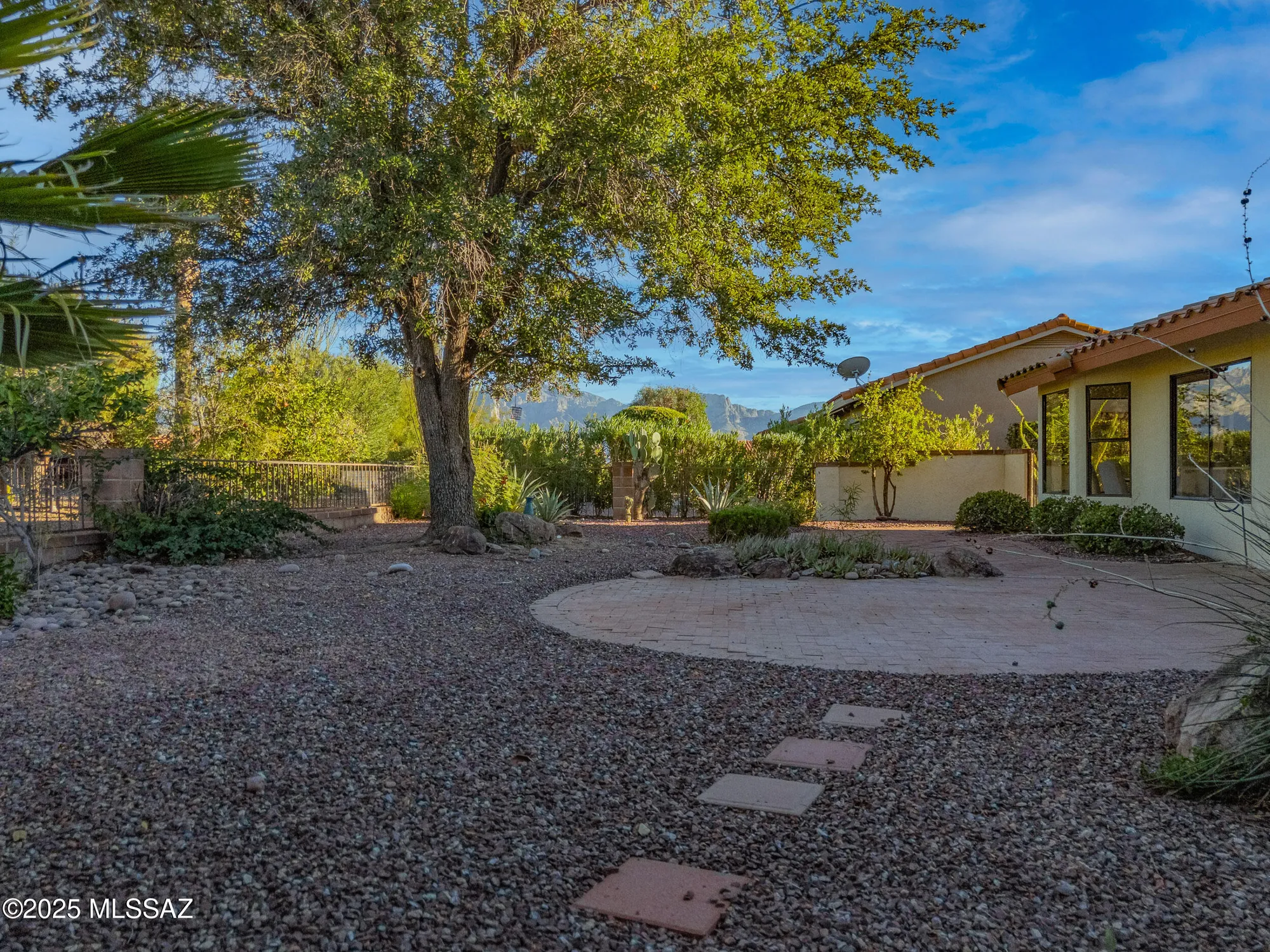 Property Slideshow image 39 of 42 | 14660 n flagstone dr, Oro Valley, AZ, 85755